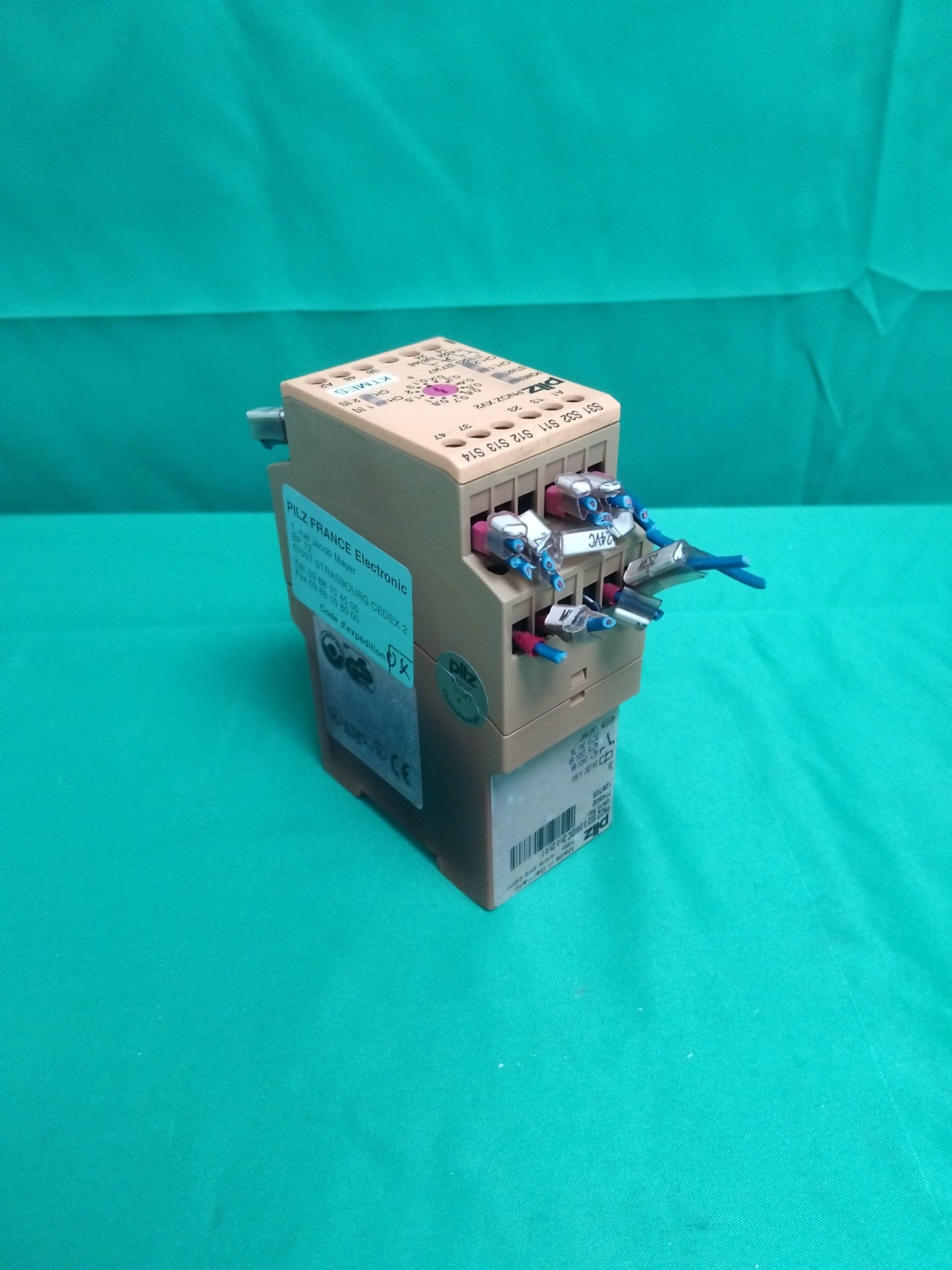 pilz PNOZ XV2 3/24VDC 2N/O 2N/OT PNOZXV2324VDC2NO2NOT