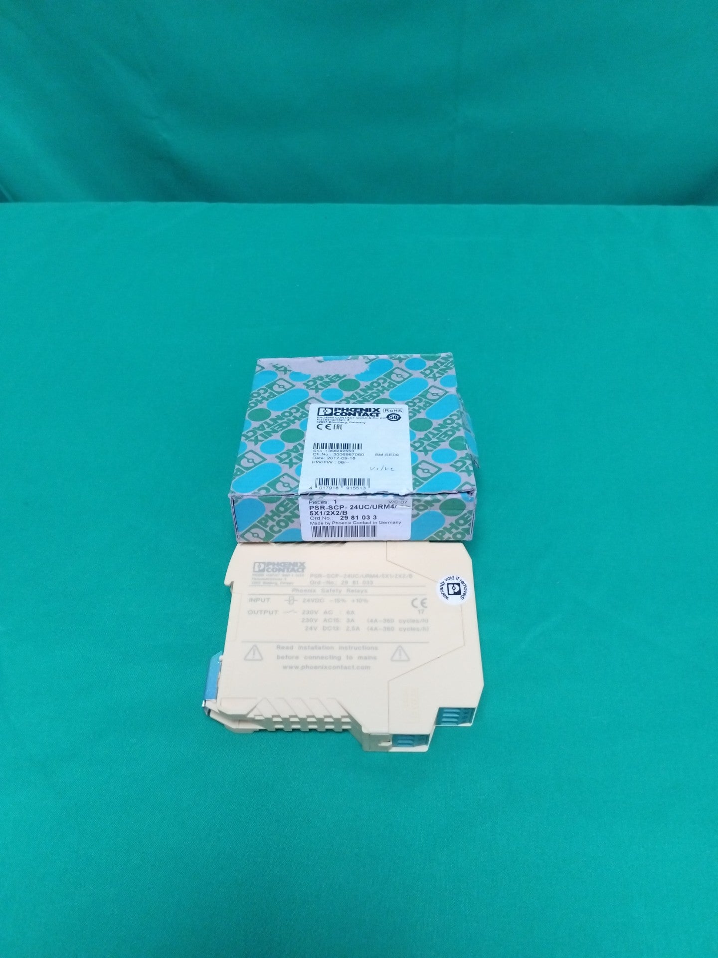 Phoenix Contact PSR-SCP-24UC/URM4/5X1/2X2/B PSRSCP24UCURM45X12X2B OPEN BOX