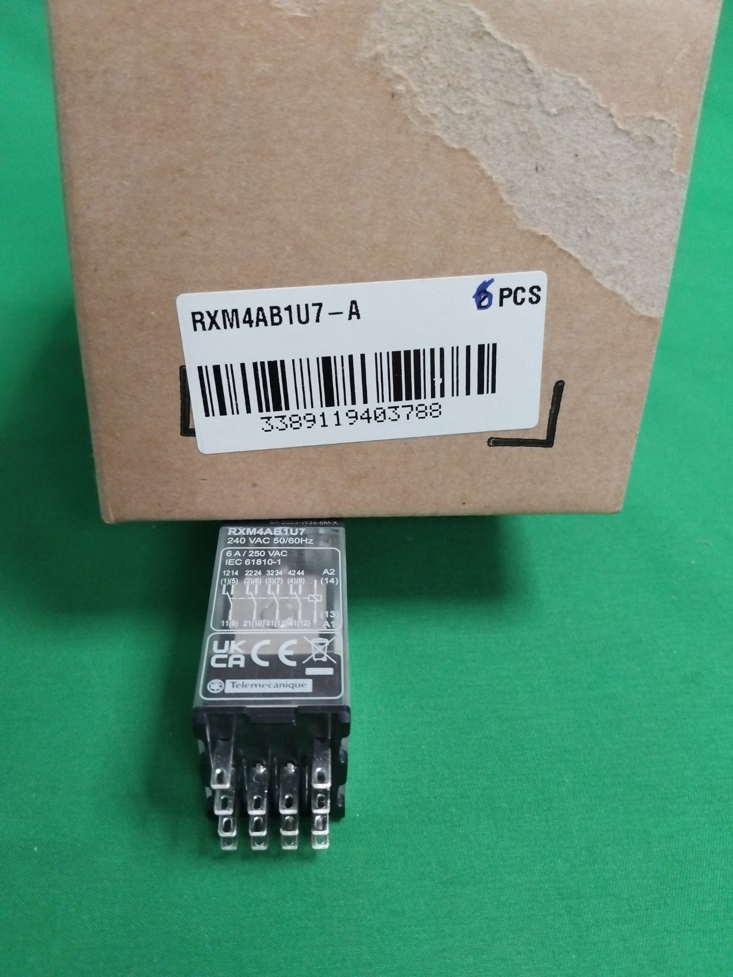 Schneider-Electric RXM4AB1U7 RXM4AB1U7 Box of 6 units