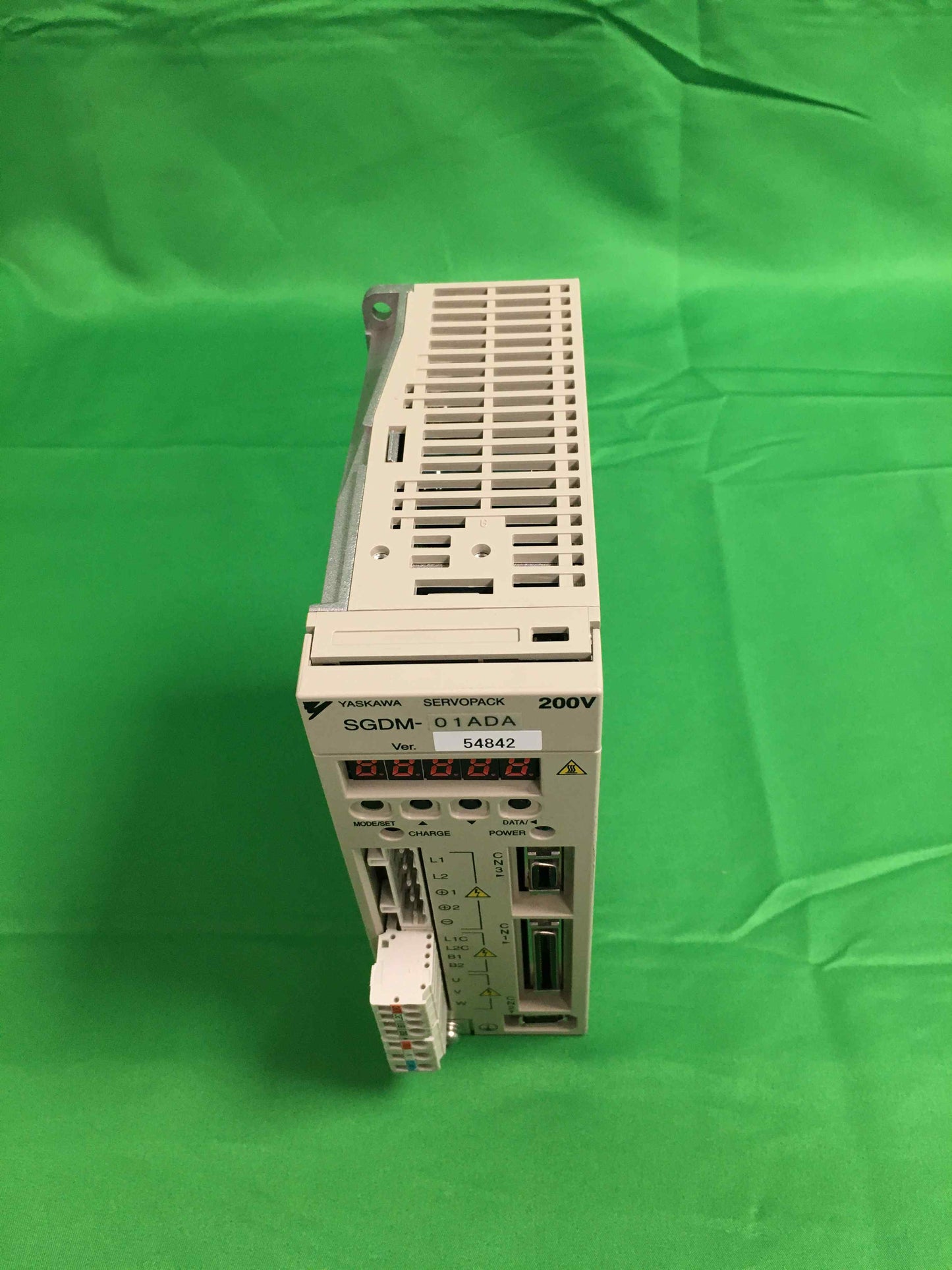 YASKAWA SGDM-01ADA SGDM01ADA
