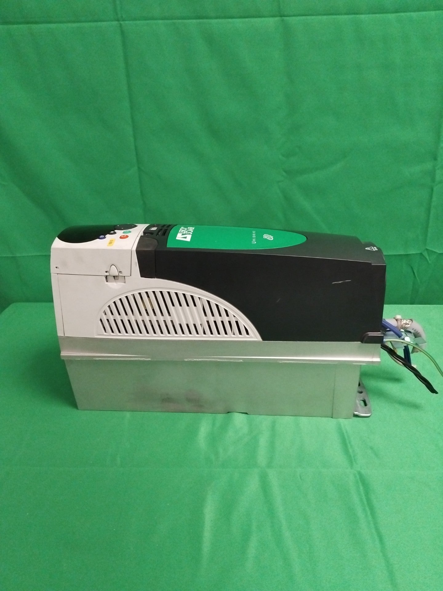 LEROY SOMER UNIDRIVE CONTROL TECHNIQUE SP1401 SP1401