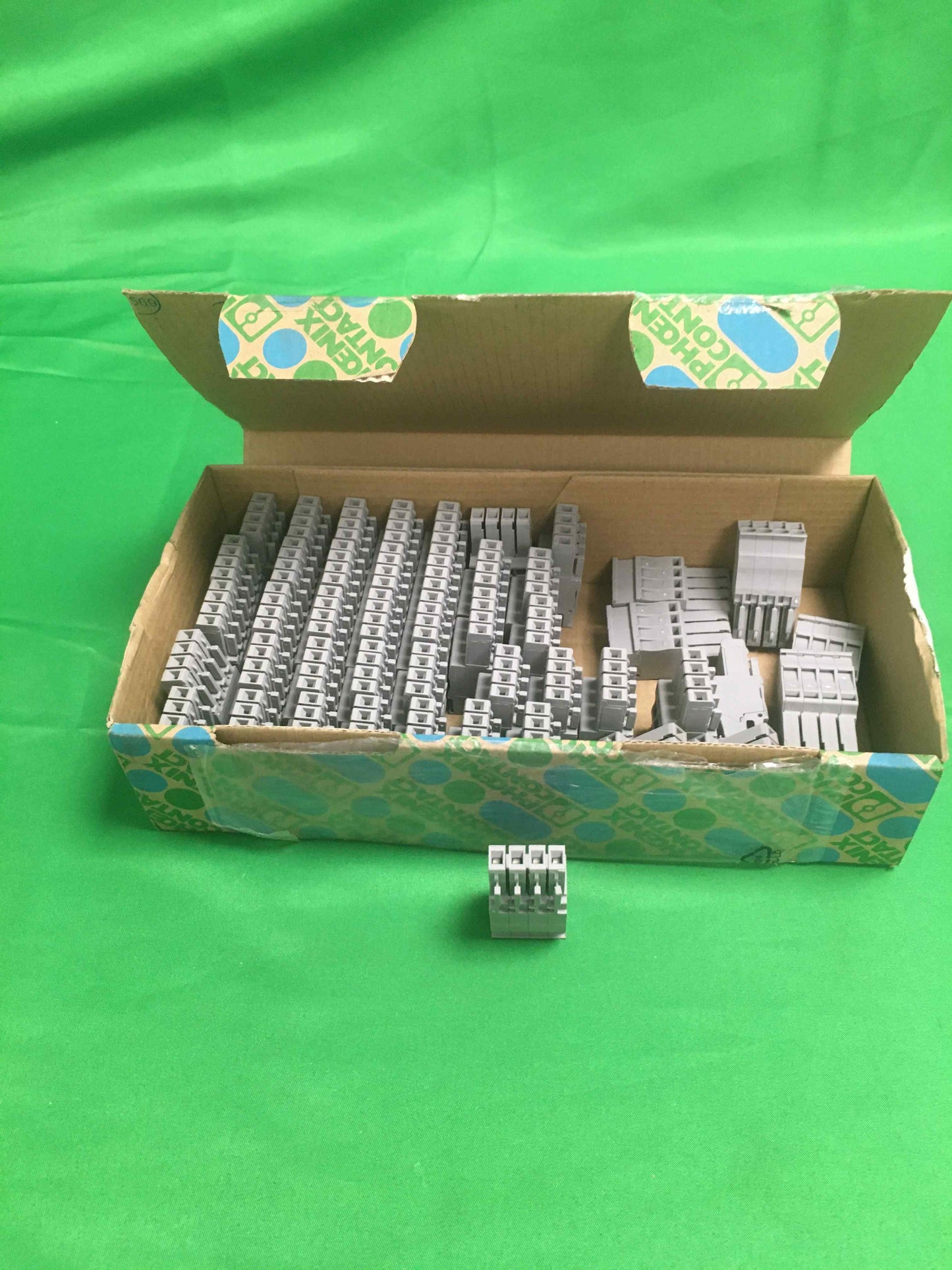 PHOENIX CONTACT SP 2,5 4 SP254 OPEN BOX SP 2,5/4 ORDER NO: 30 40 28 7(10 UNITS)