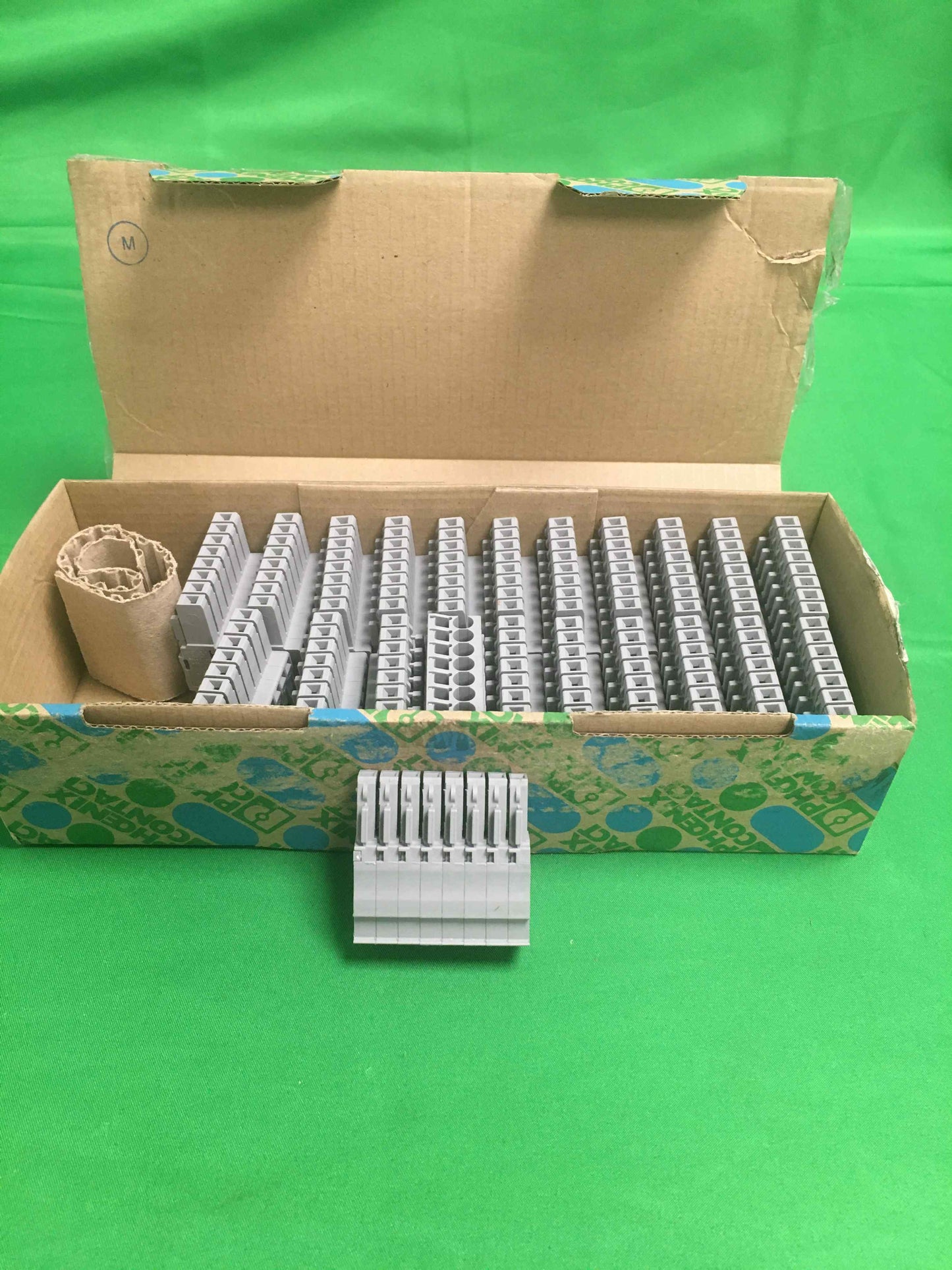 PHOENIX CONTACT SP 2,5 8 SP258 OPEN BOX SP 2,5/8 ORDER NO: 30 40 32 6(10 UNITS)