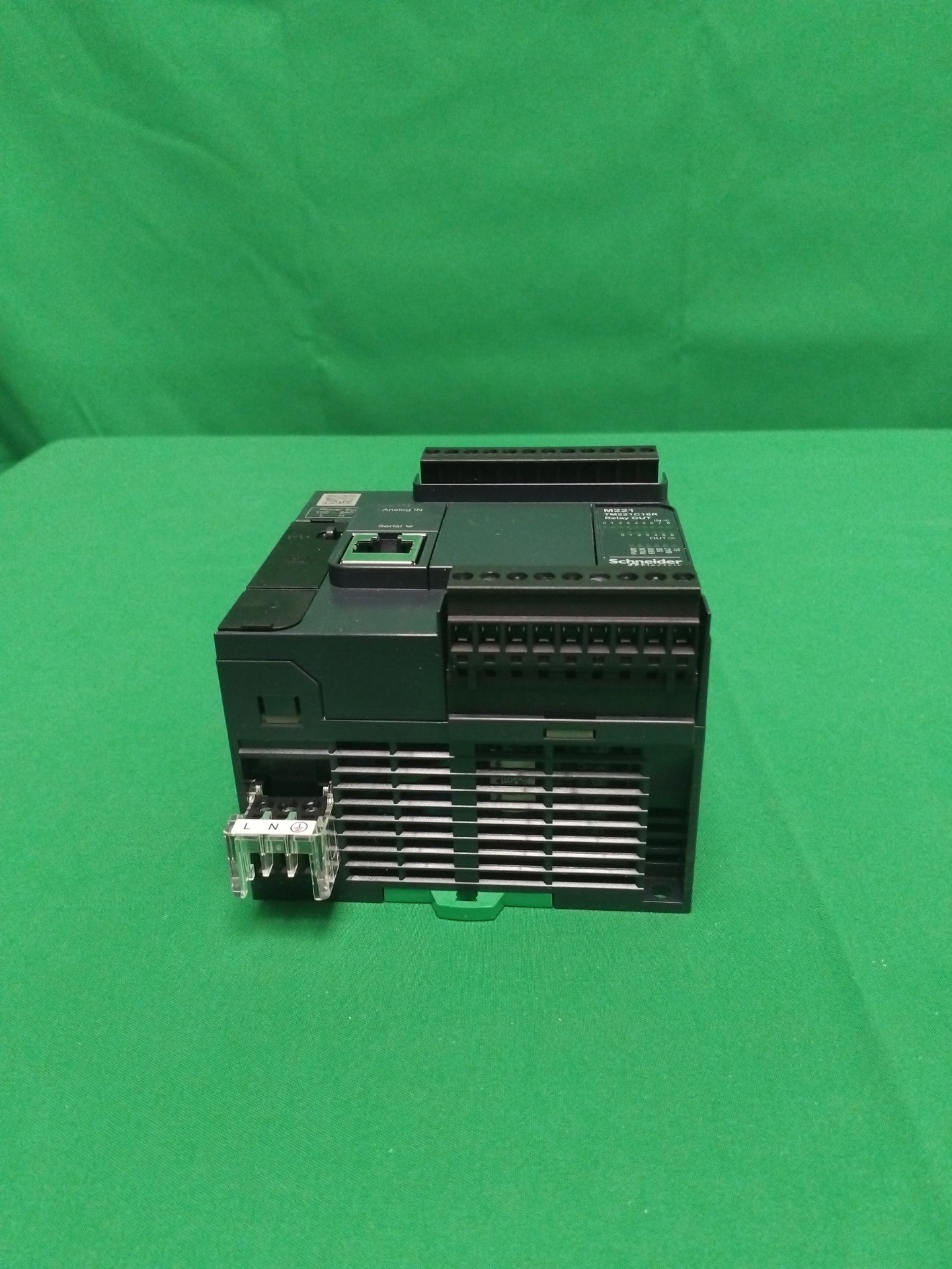 Schneider-Electric TM221C16R TM221C16R