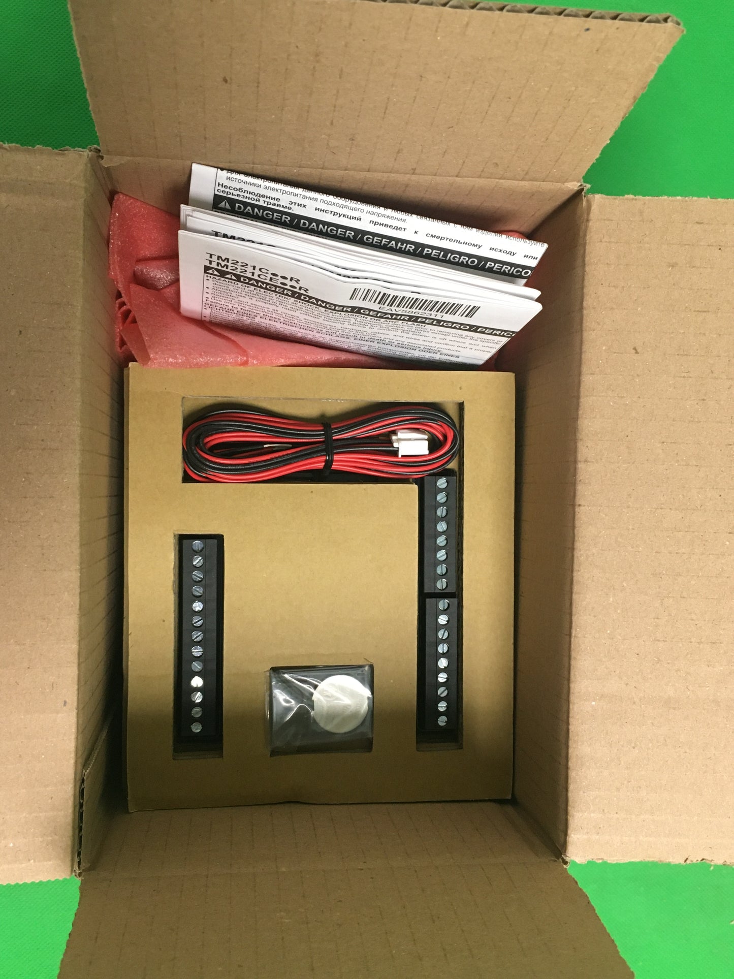Siemens-TM221CE24R/TM221CE24R