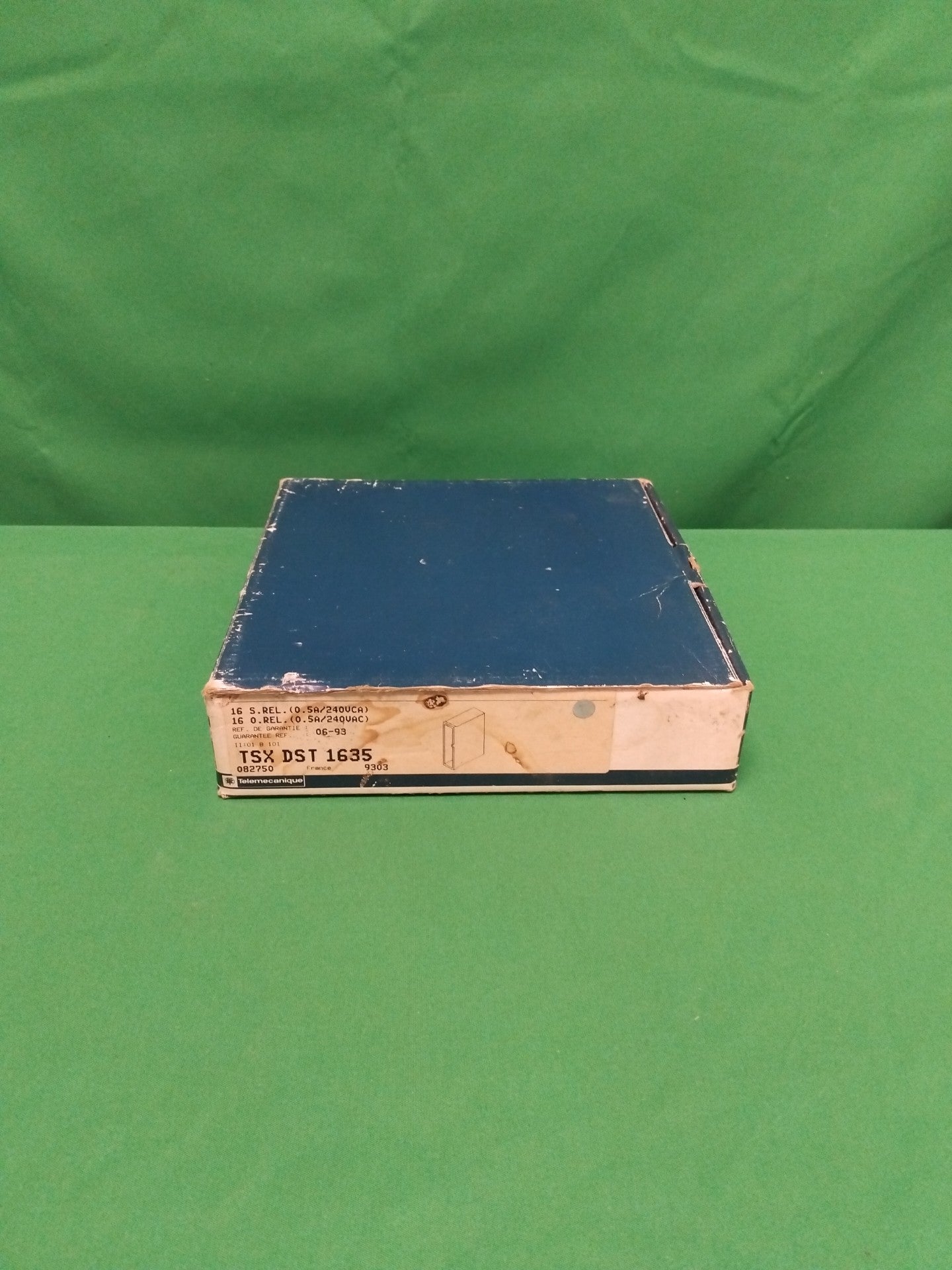 Telemecanique TSXDST1635 TSXDST1635