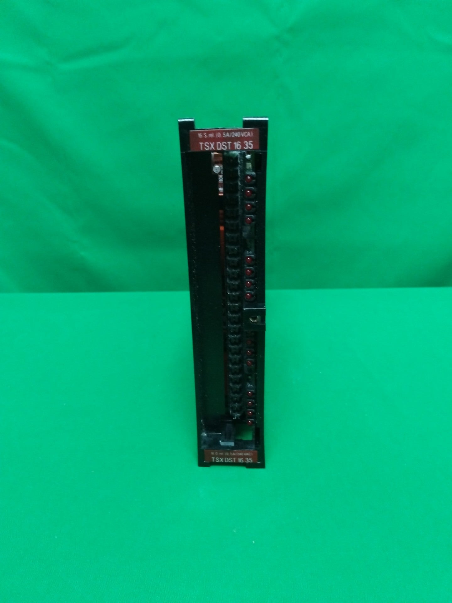 Telemecanique TSXDST1635 TSXDST1635