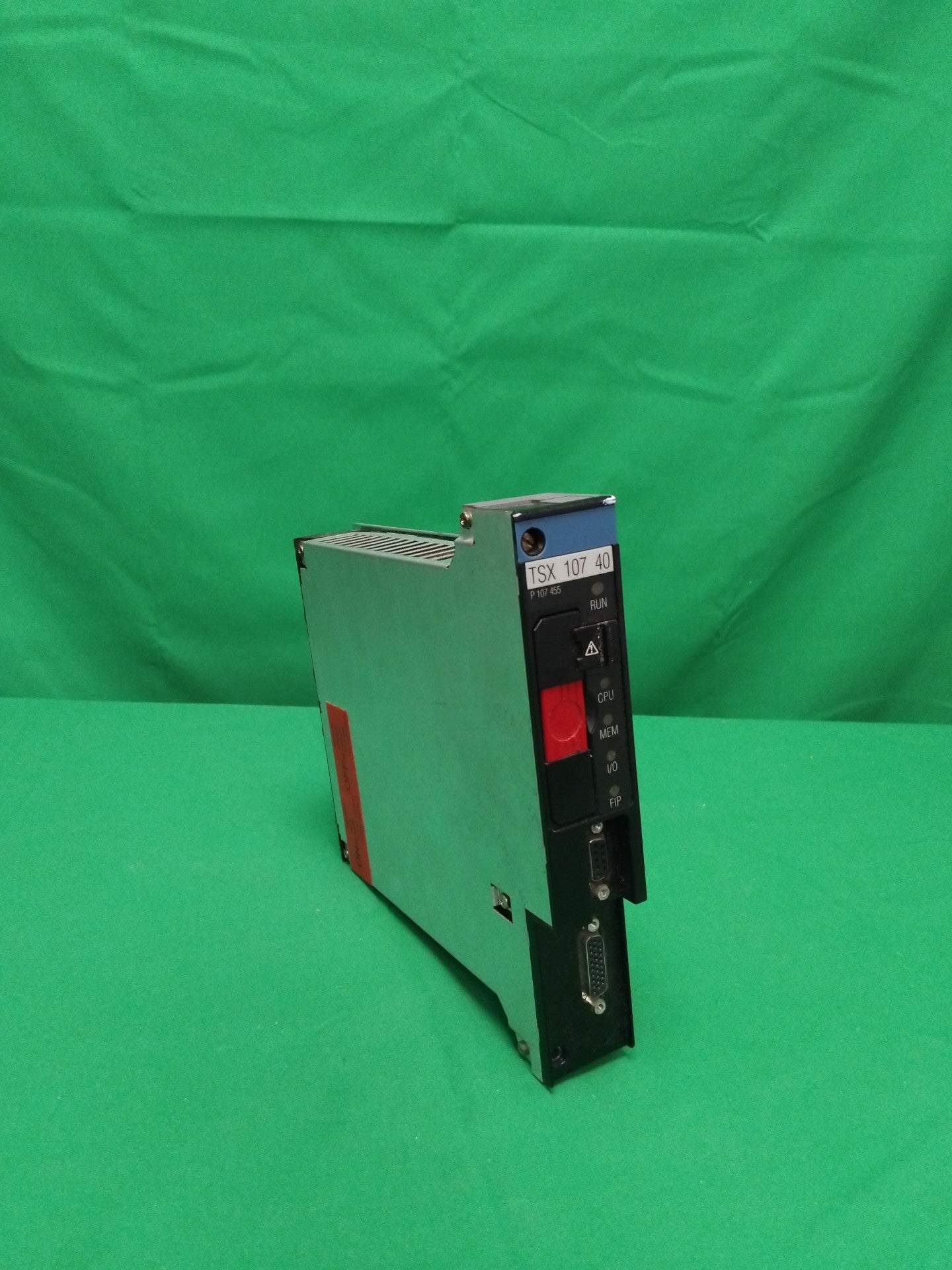 Schneider-Electric TSXP107455R TSXP107455R