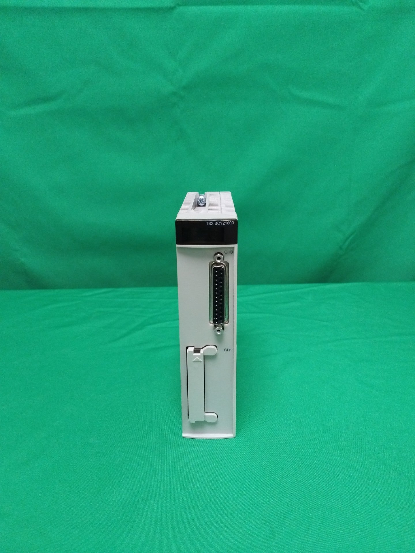 Schneider-Electric TSXSCY21600 TSXSCY21600 WITHOUT ORIGINAL PACKAGING