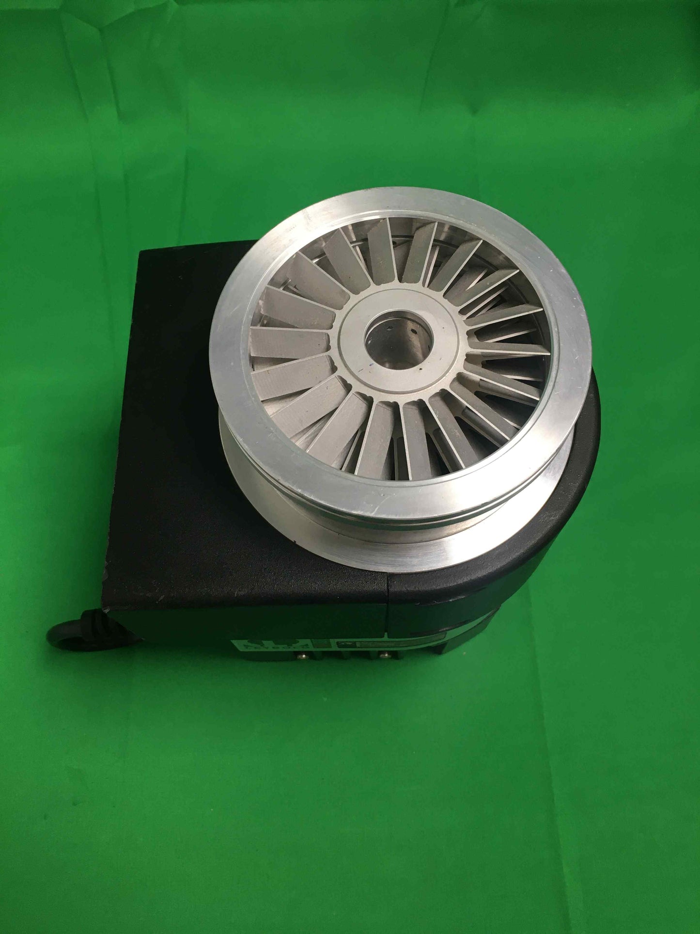LEYBOLD TW300H TW300H