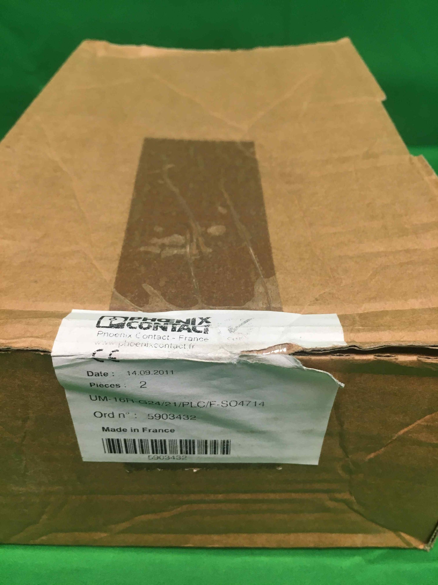 PHOENIX CONTACT UM-16R-G24 21 PLC F-SO4714 UM-16R-G24/21/PLC/F-SO4714 SEALED