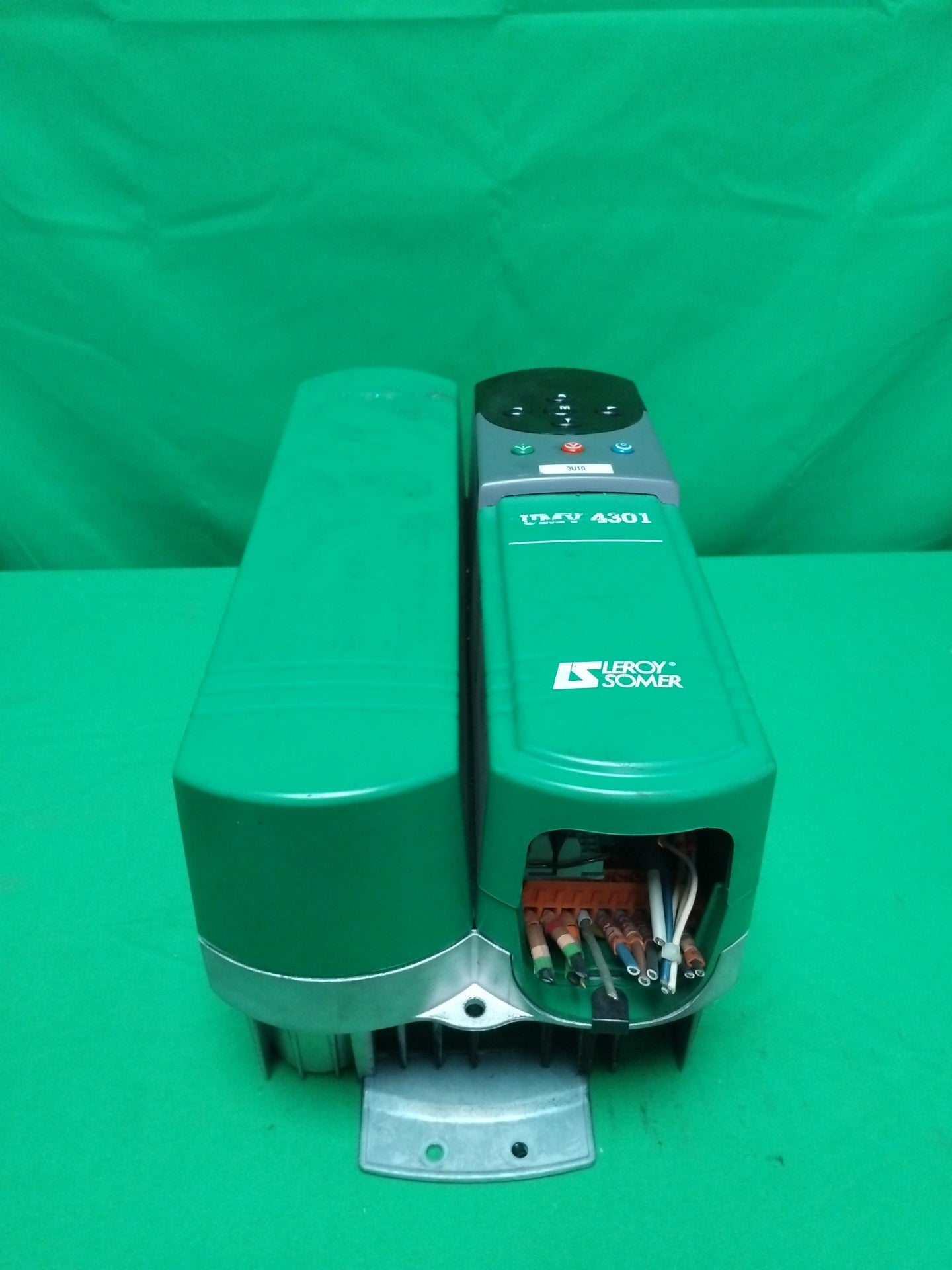 LEROY SOMER UNIDRIVE CONTROL TECHNIQUE UNI2402
