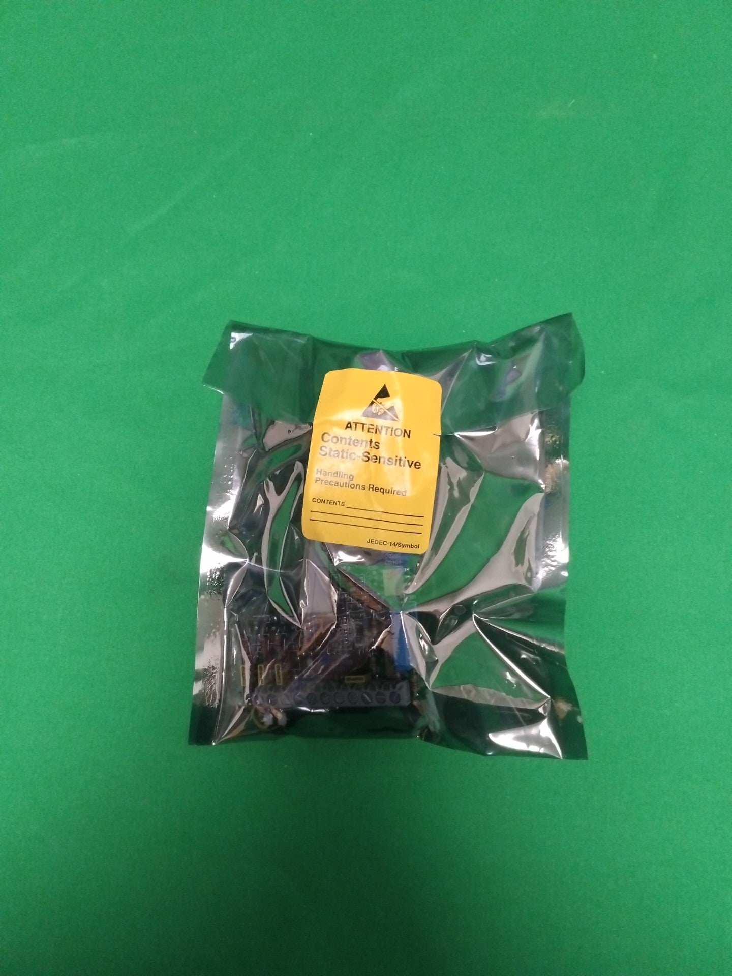 Telemecanique VW3A16203Q VW3A16203Q