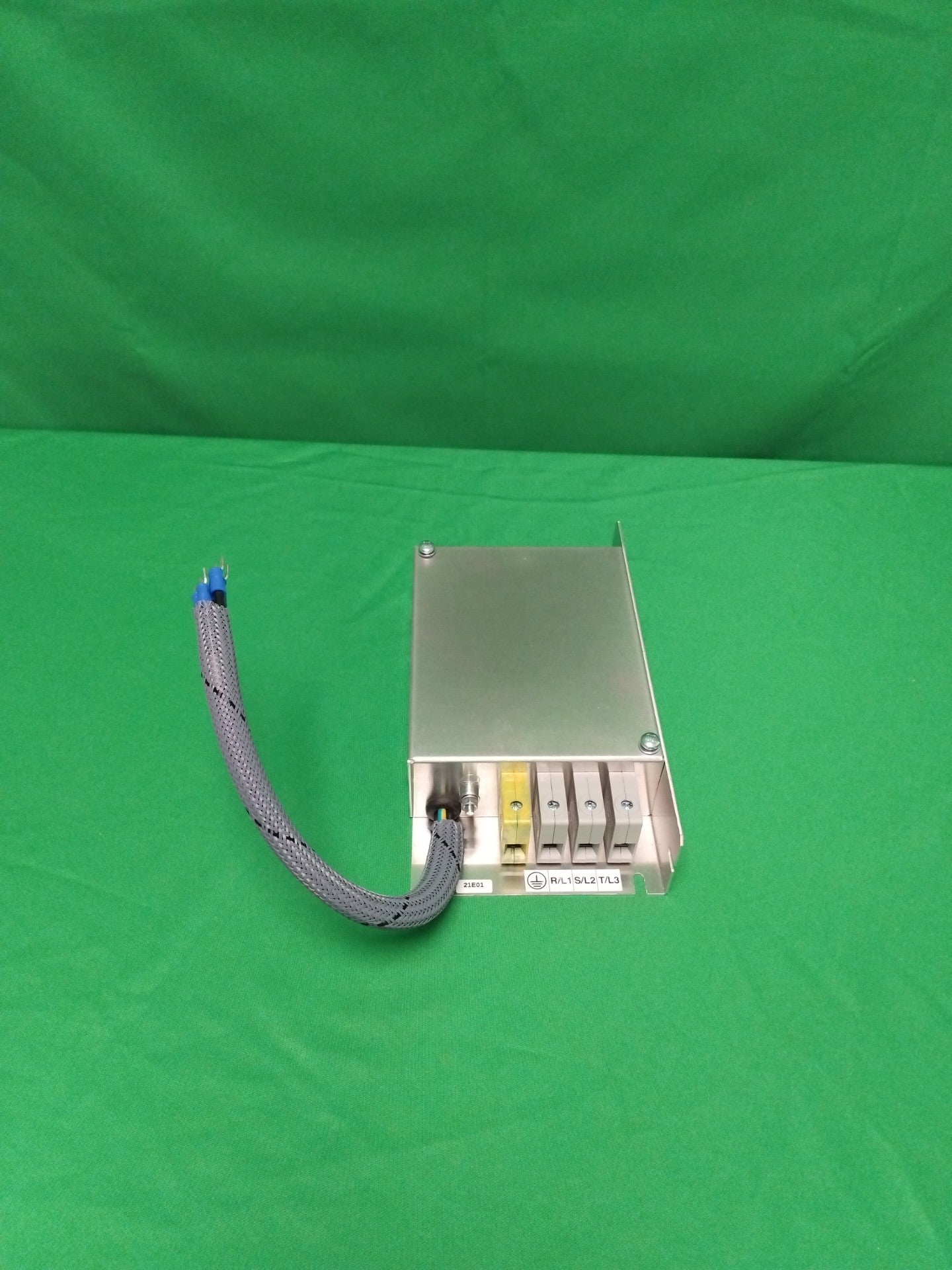 Schneider-Electric VW3A31404 VW3A31404 WITHOUT ORIGINAL PACKAGING