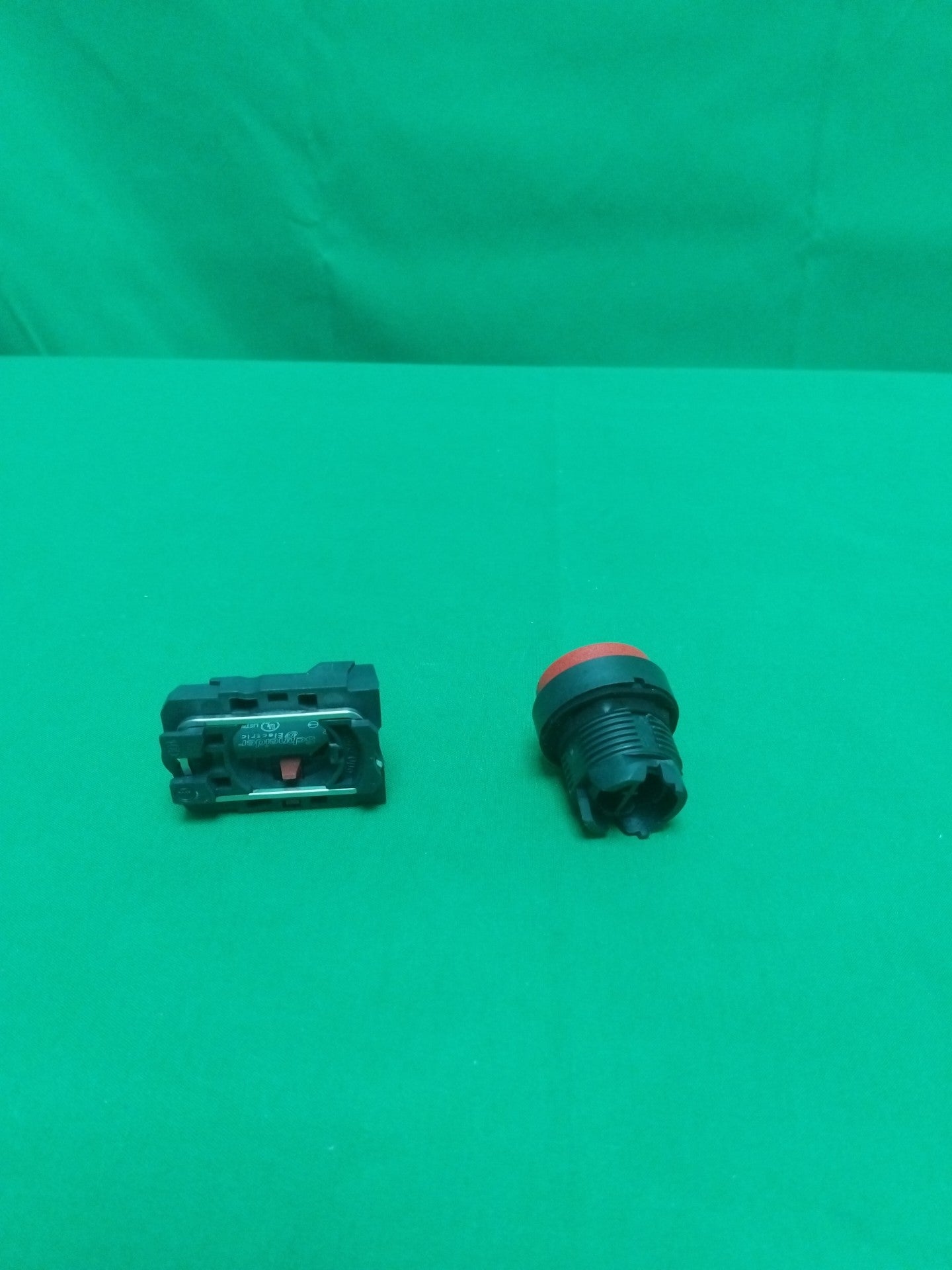 Schneider-Electric XB5 AL42 XB5AL42