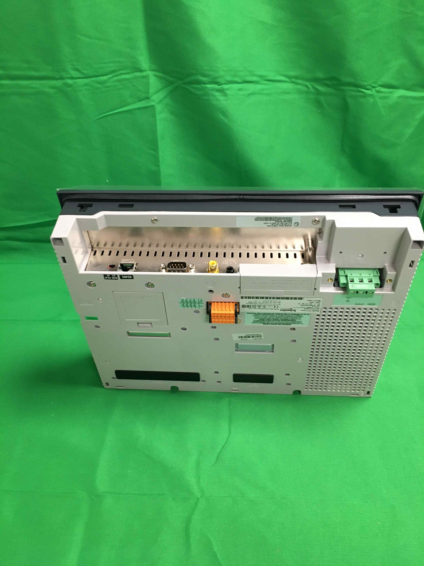 SCHNEIDER ELECTRIC XBTGT6340R XBTGT6340 ( 18 months warranty )