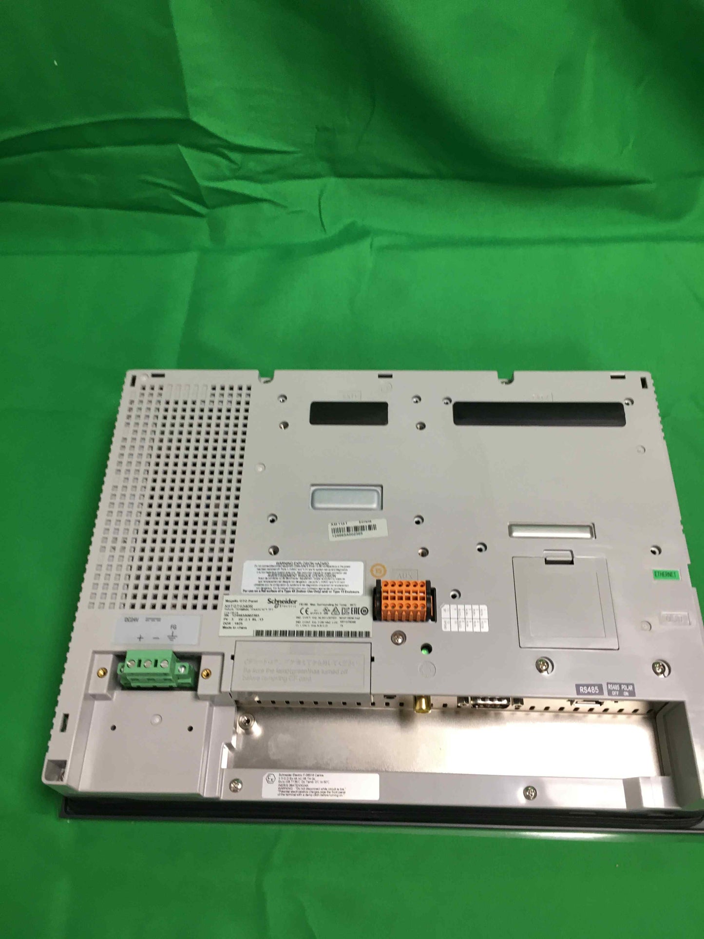 SCHNEIDER ELECTRIC XBTGT6340R XBTGT6340 ( 18 months warranty )