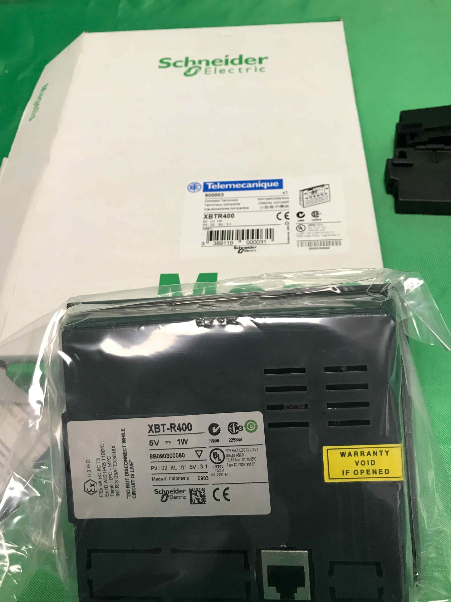 Schneider Electric-XBTR400/XBTR400