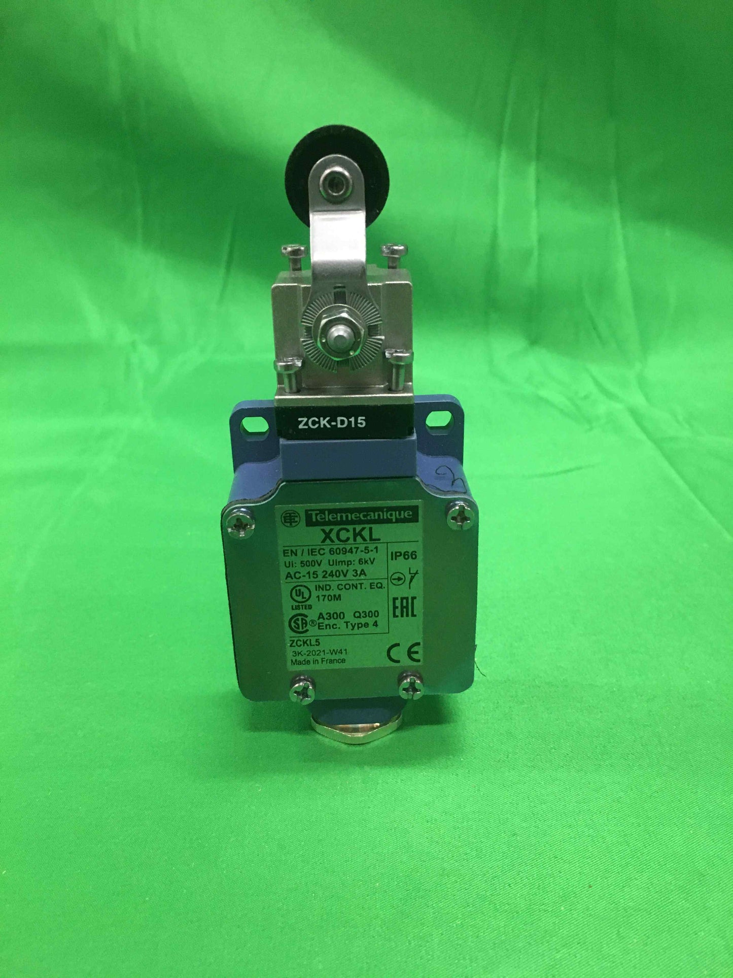 Telemecanique XCKL515