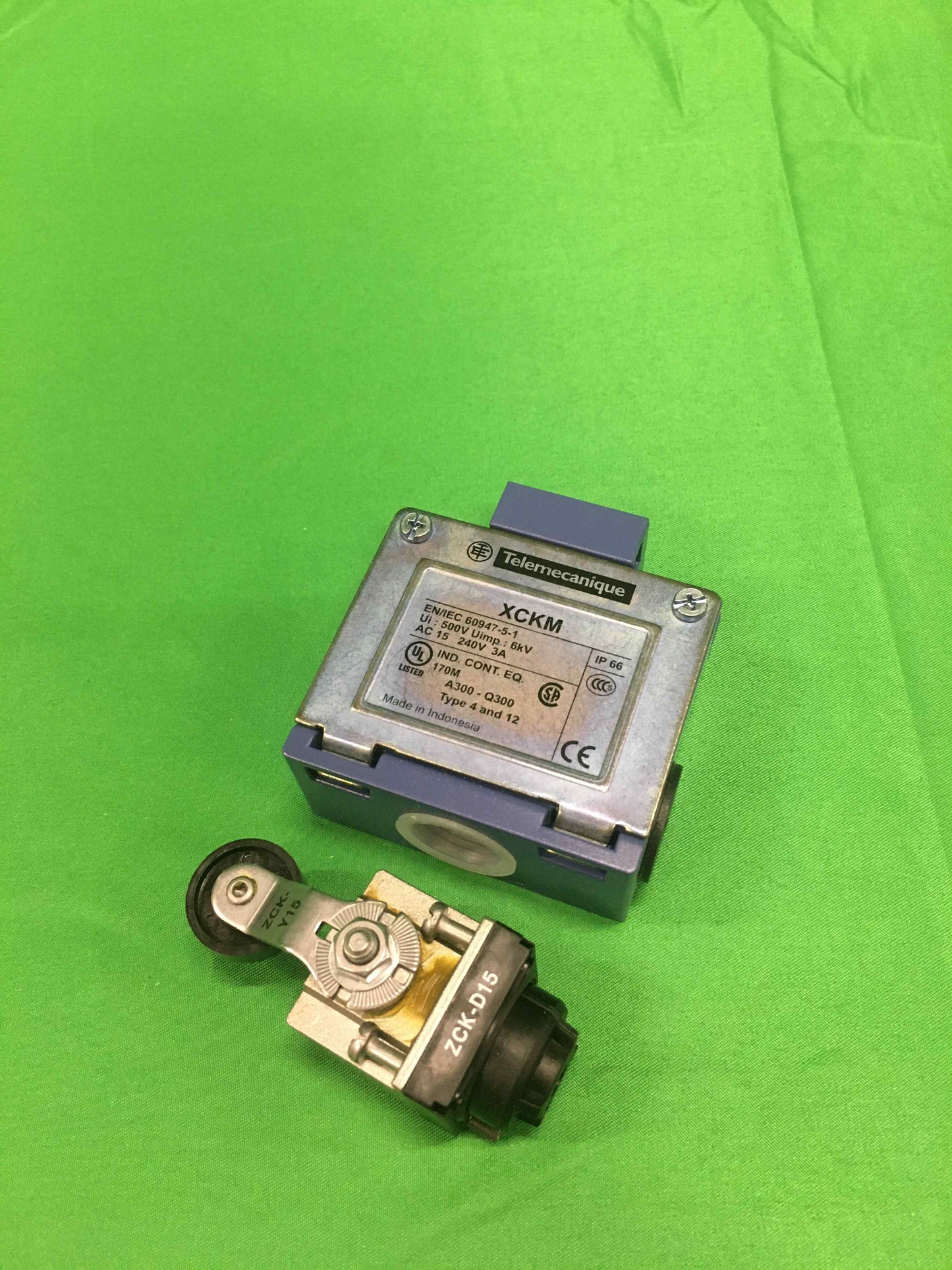 Telemecanique XCKM115