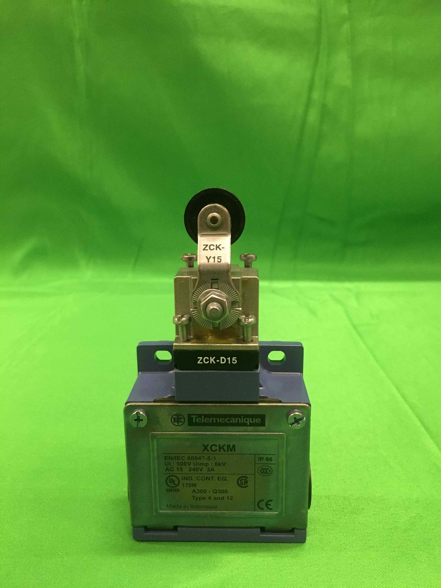 Telemecanique XCKM115