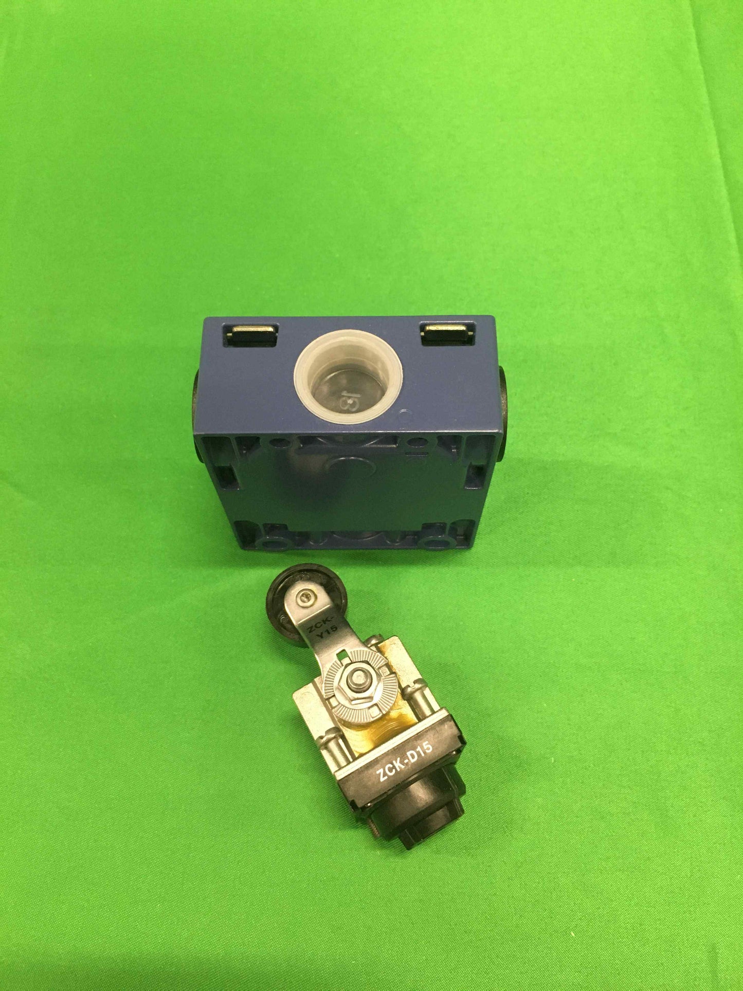 Telemecanique XCKM115