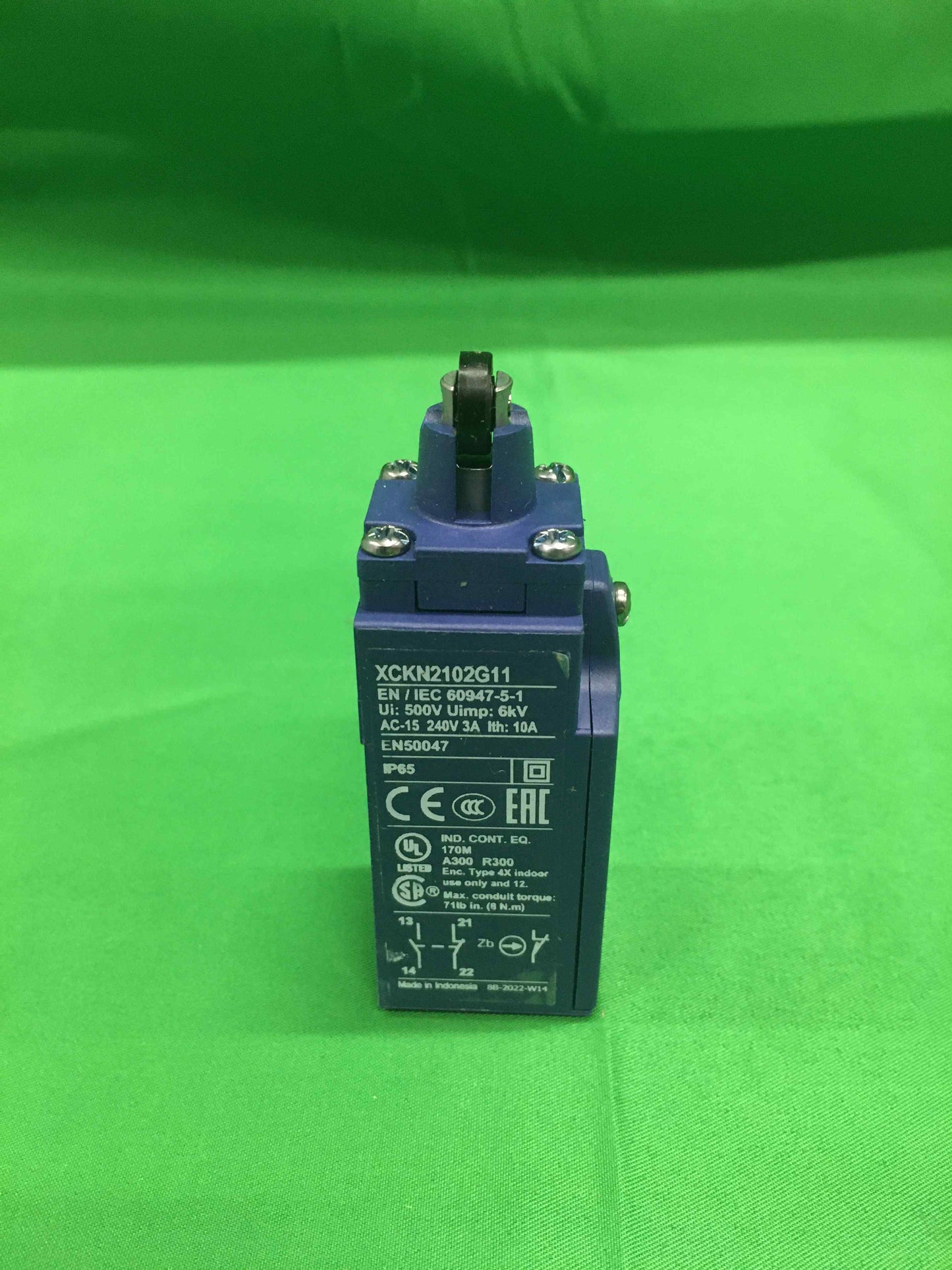Telemecanique XCKN2102G11
