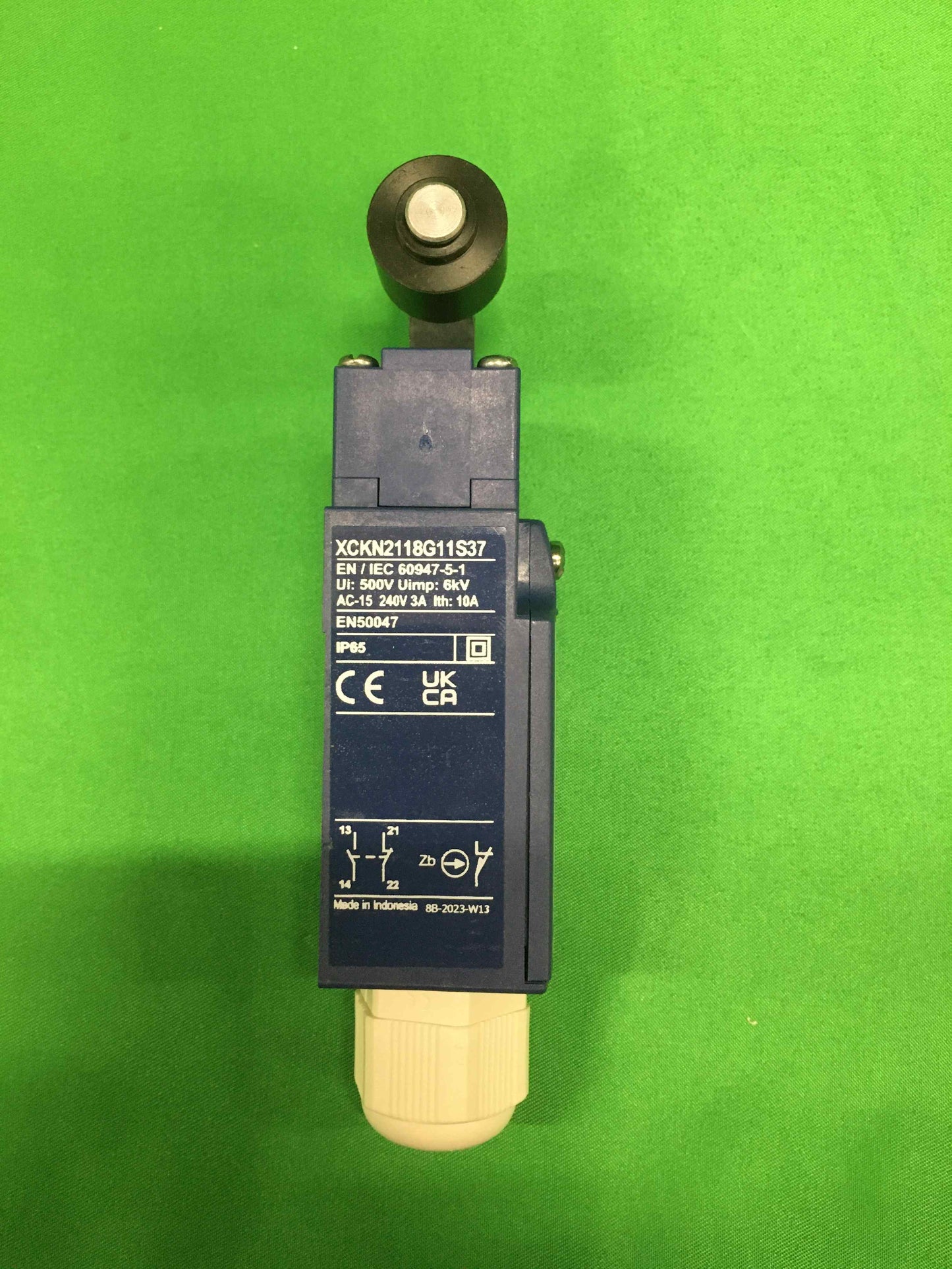 Telemecanique XCKN2118G11S37