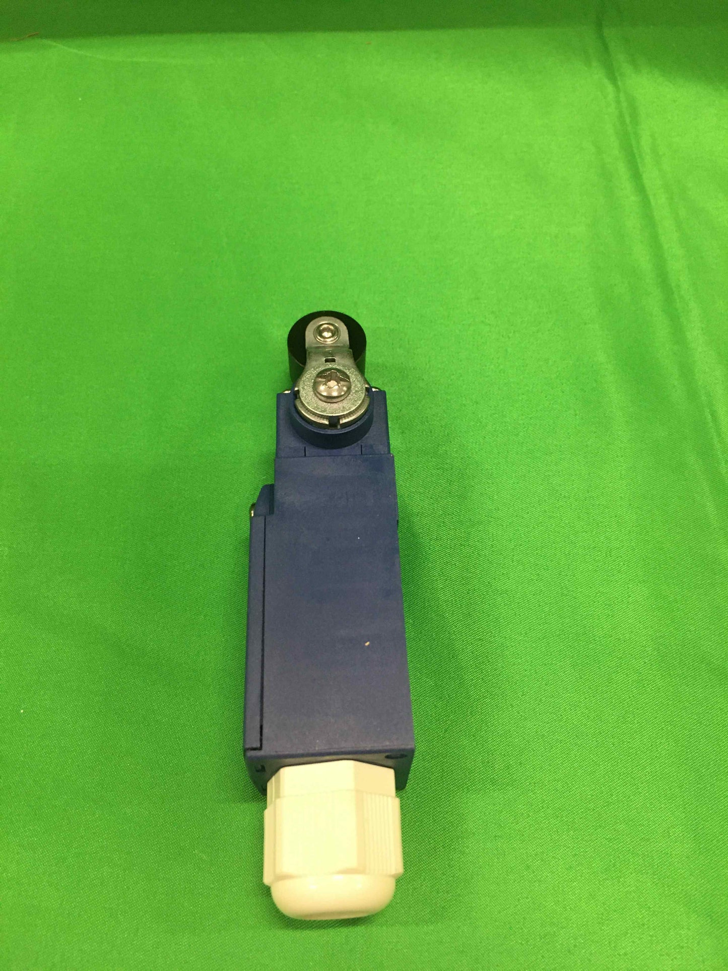 Telemecanique XCKN2118G11S37