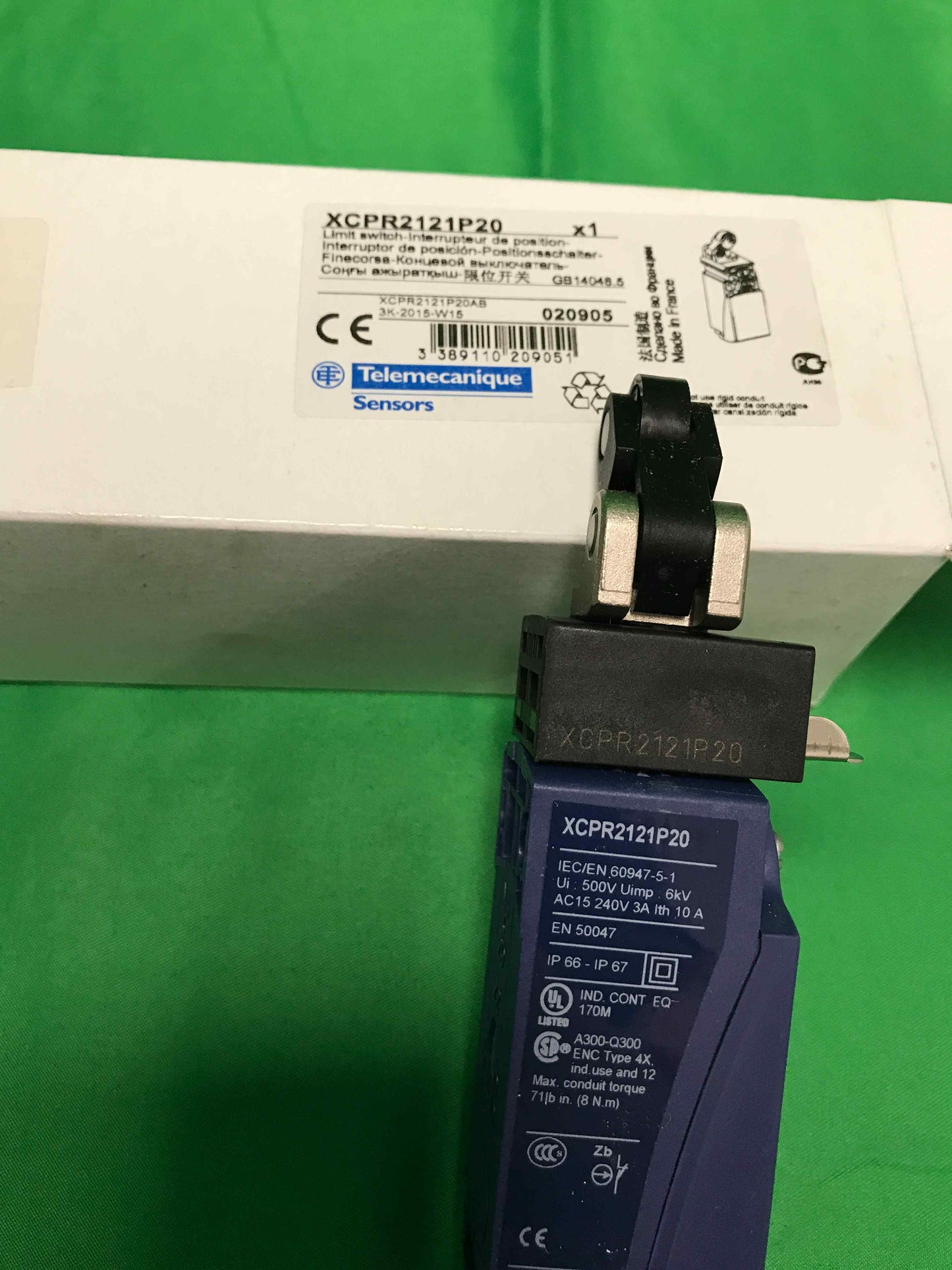 Telemecanique XCPR2121P20 XCPR2121P20