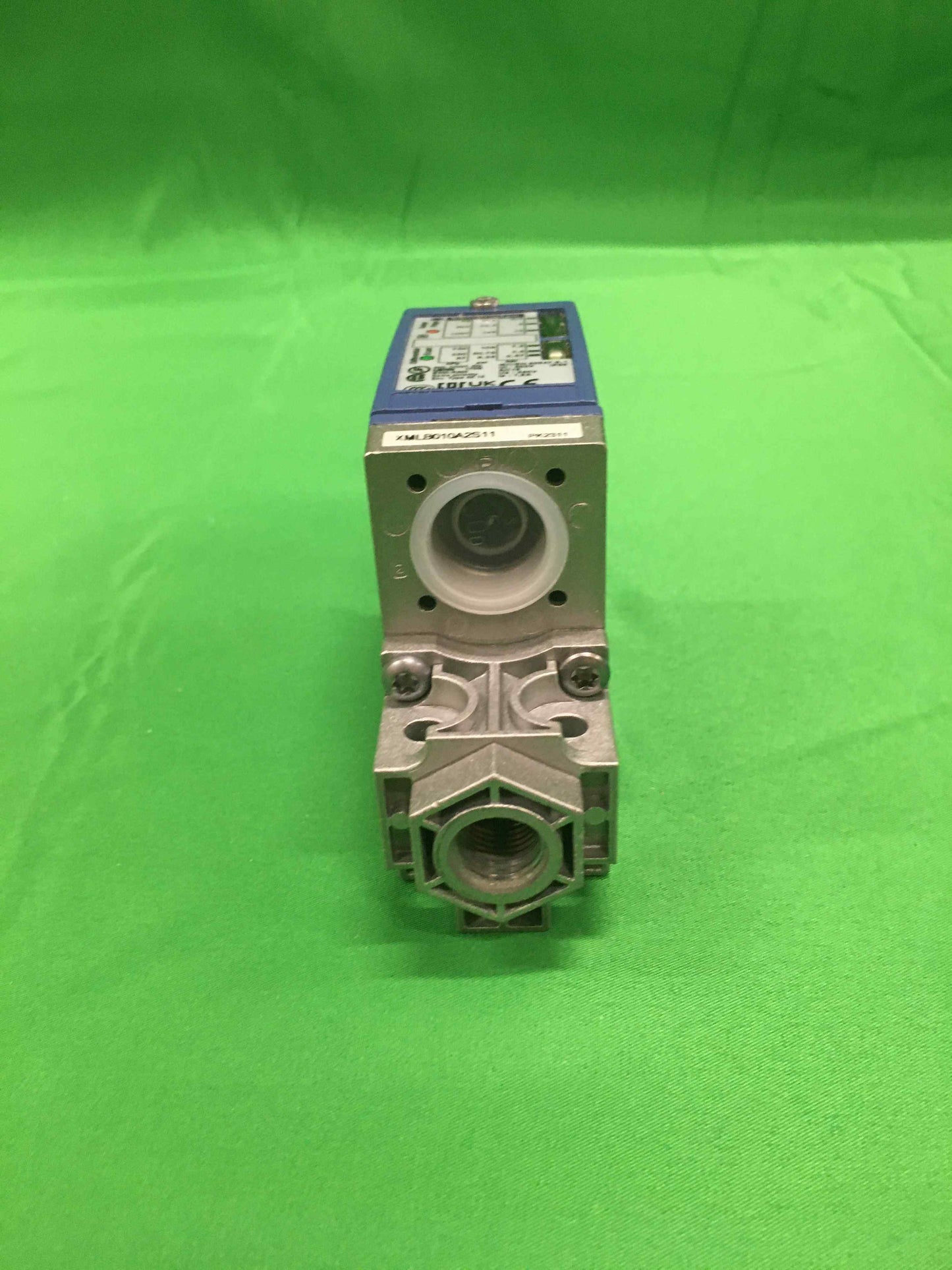 Telemecanique XMLB010A2S11