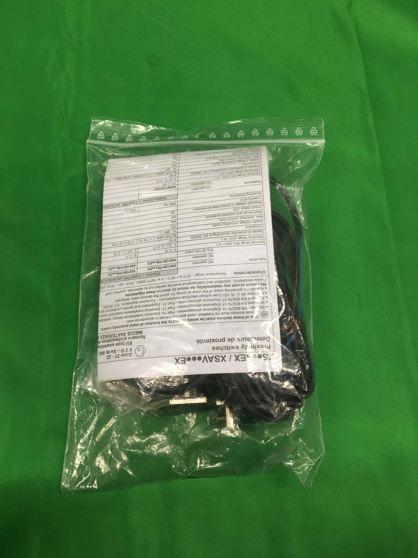 Telemecanique XSAV12373L10EX