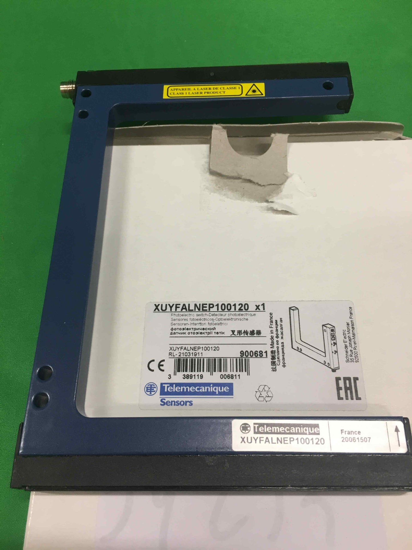 Telemecanique XUYFALNEP100120