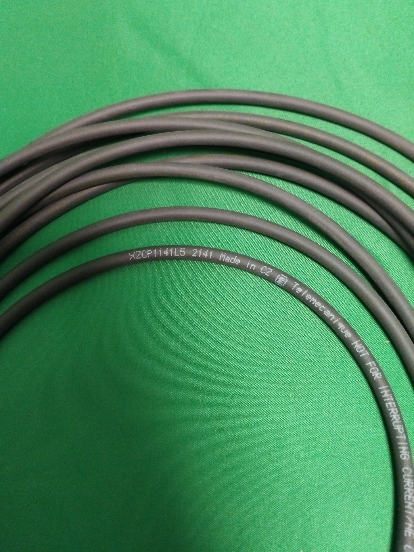 Telemecanique XZCP1141L5 XZCP1141L5 WITHOUT ORIGINAL PACKAGING