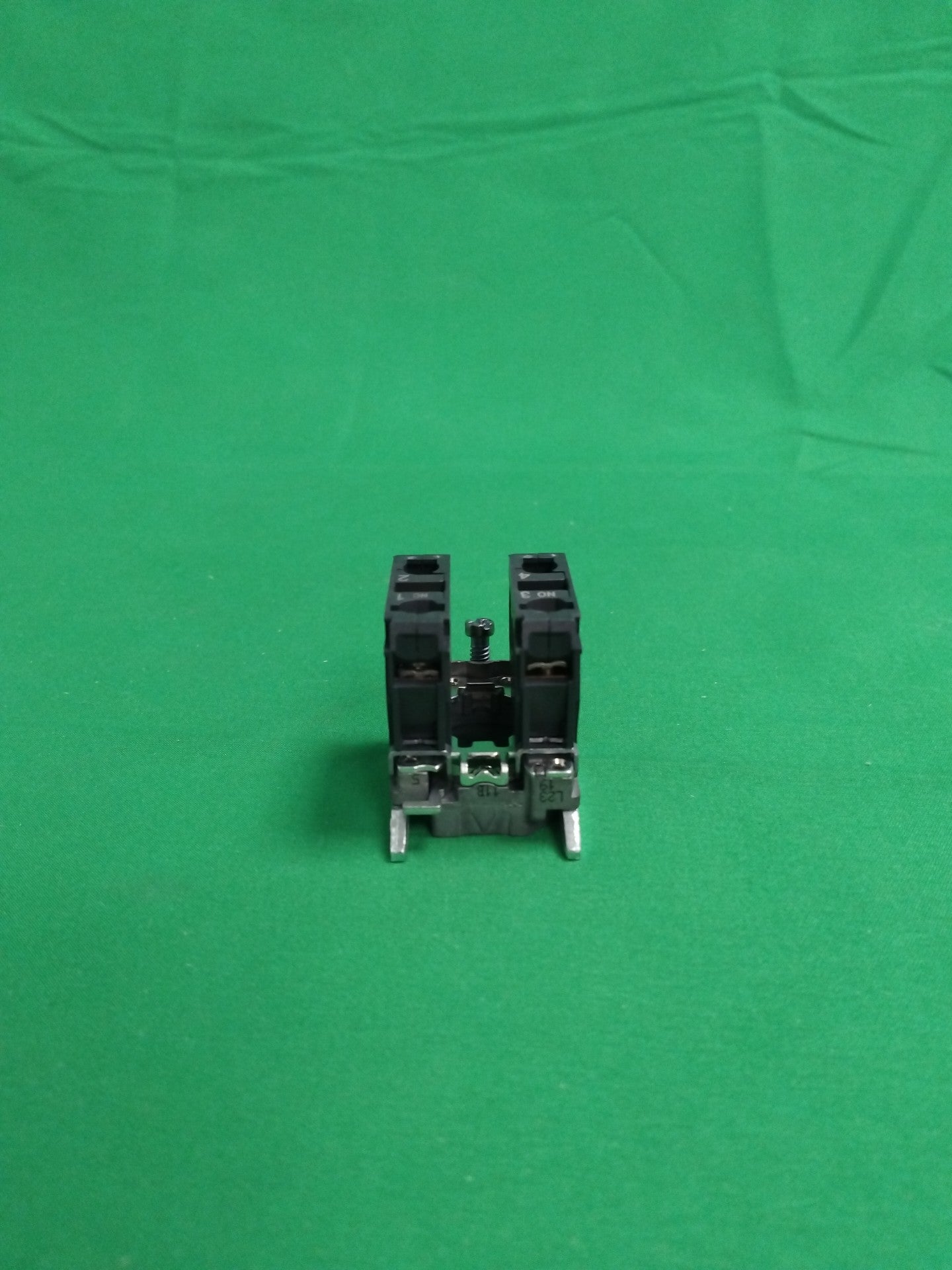 Schneider-Electric ZB5AZ106 ZB5AZ106