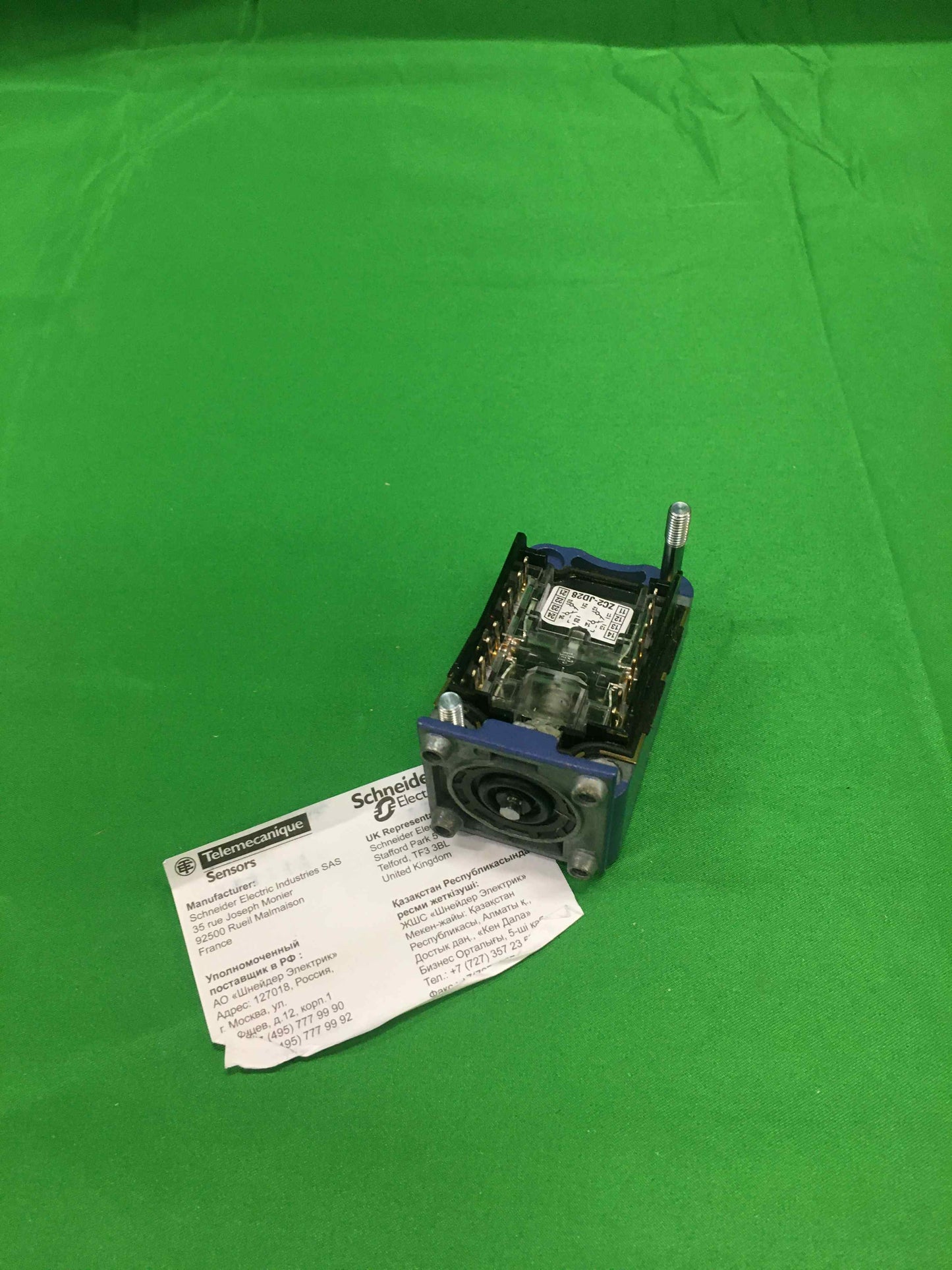 Telemecanique ZC2JD28