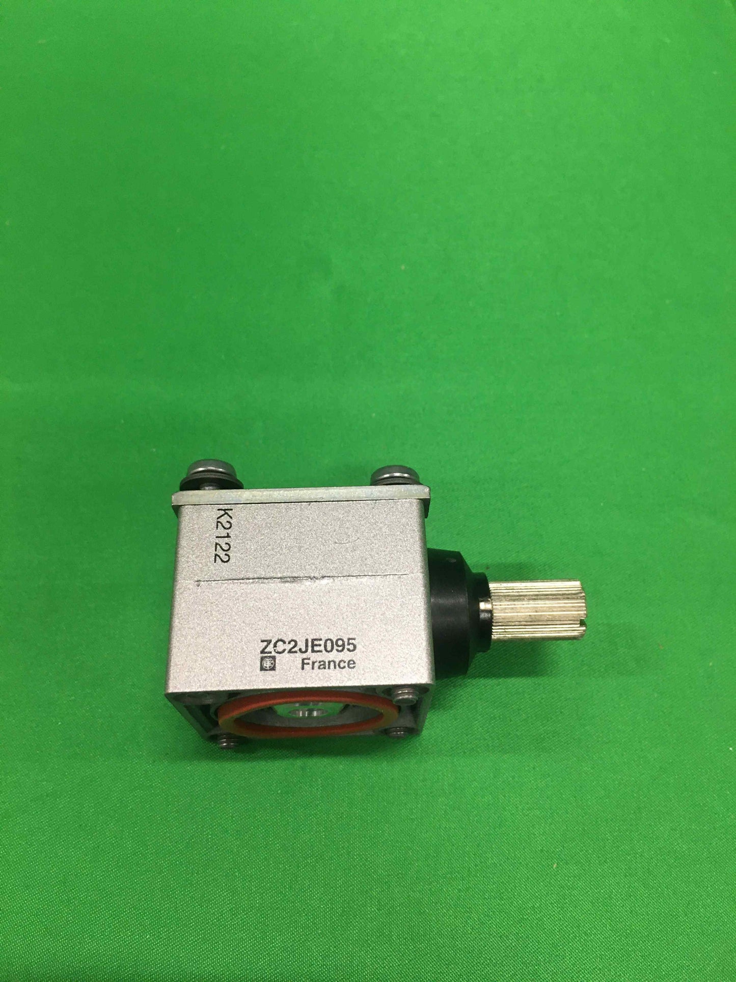 Telemecanique ZC2JE095