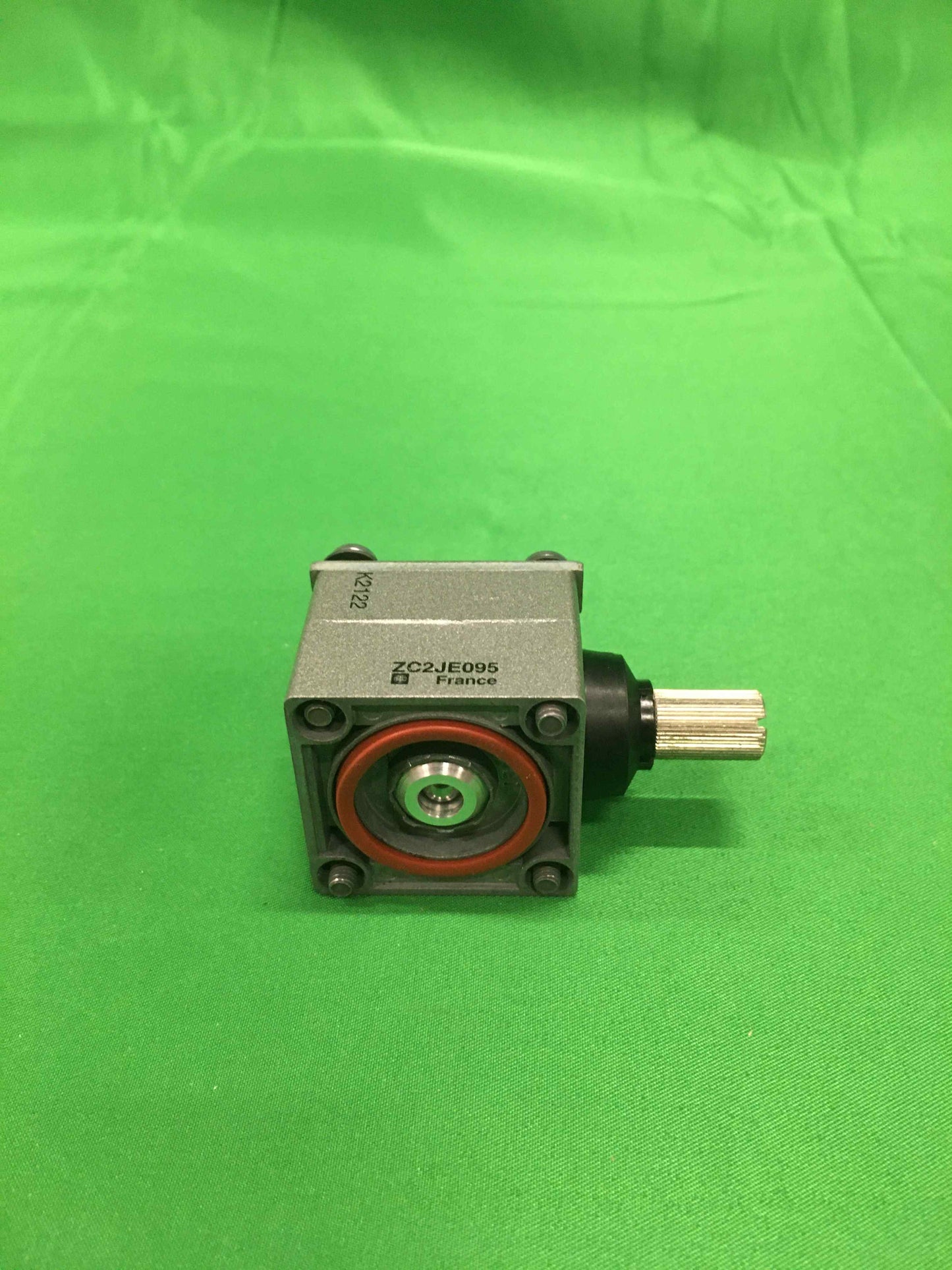 Telemecanique ZC2JE095