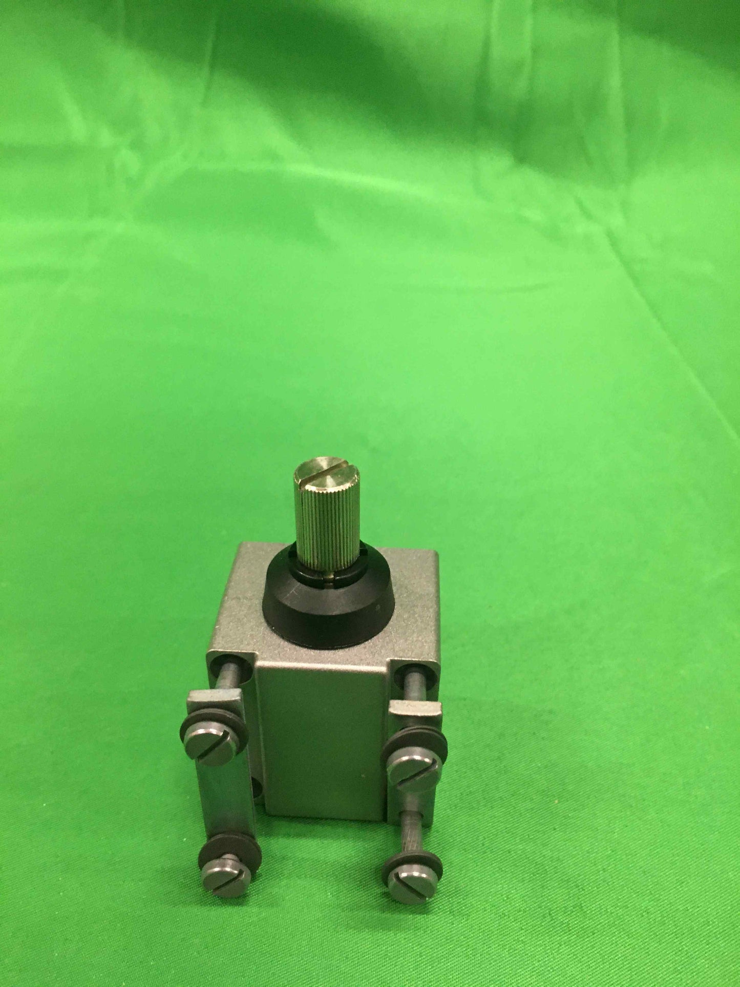 Telemecanique ZC2JE095
