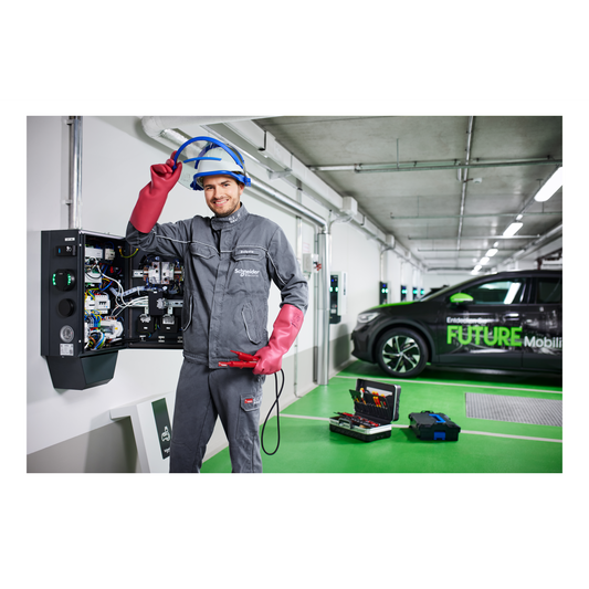 Schneider Electric-EVS1UFP1B-Services eMobility - Changement PCBA Parking 1 CP