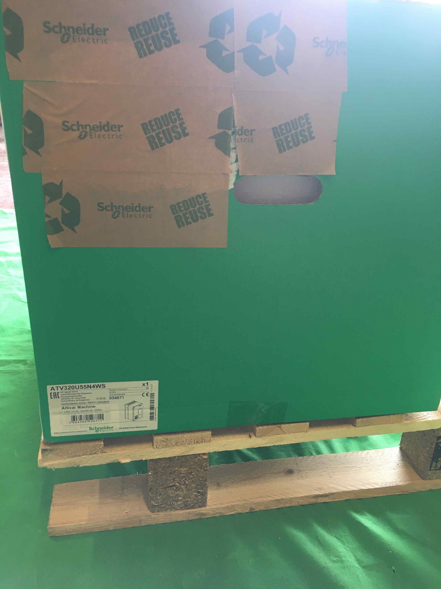 Schneider Electric-ATV320U55N4WS/ATV320U55N4WS