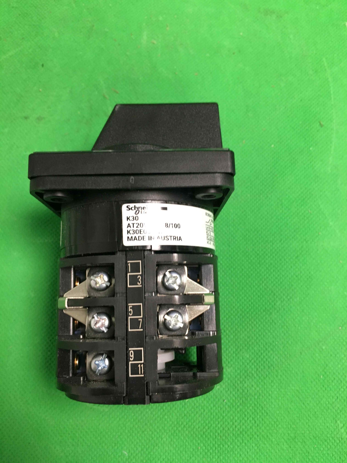 Schneider Electric-K30E003WP/K30E003WP