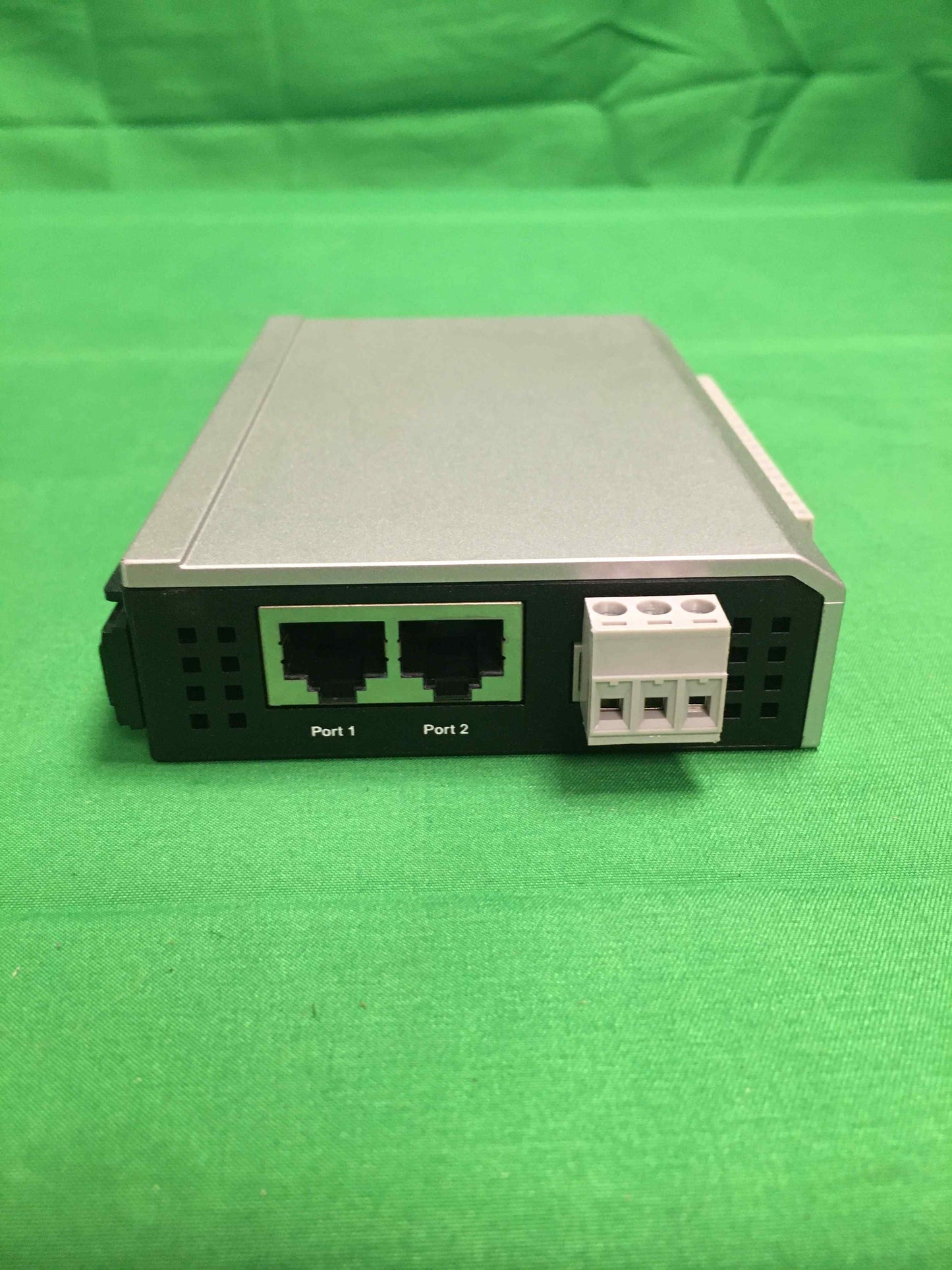 MOXA-E1240-T/E1240T