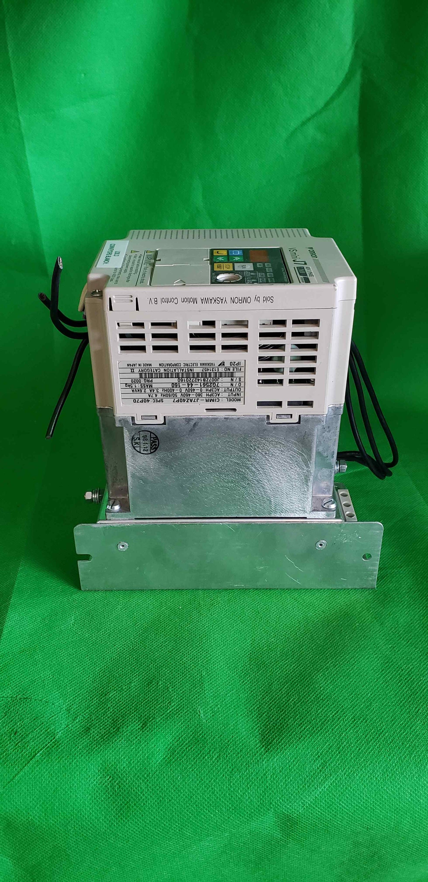 Omron-CIMR - J7AZ40P7/CIMRJ7AZ40P7
