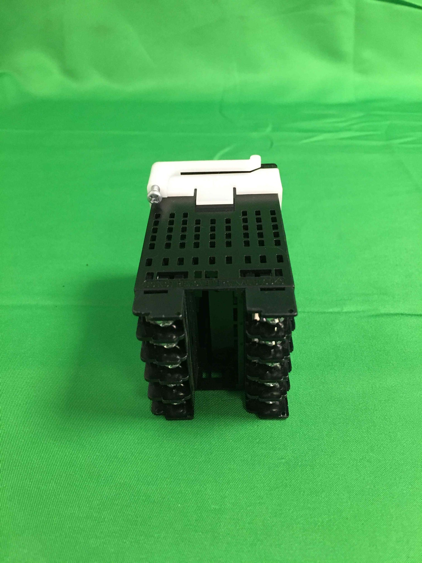 7828