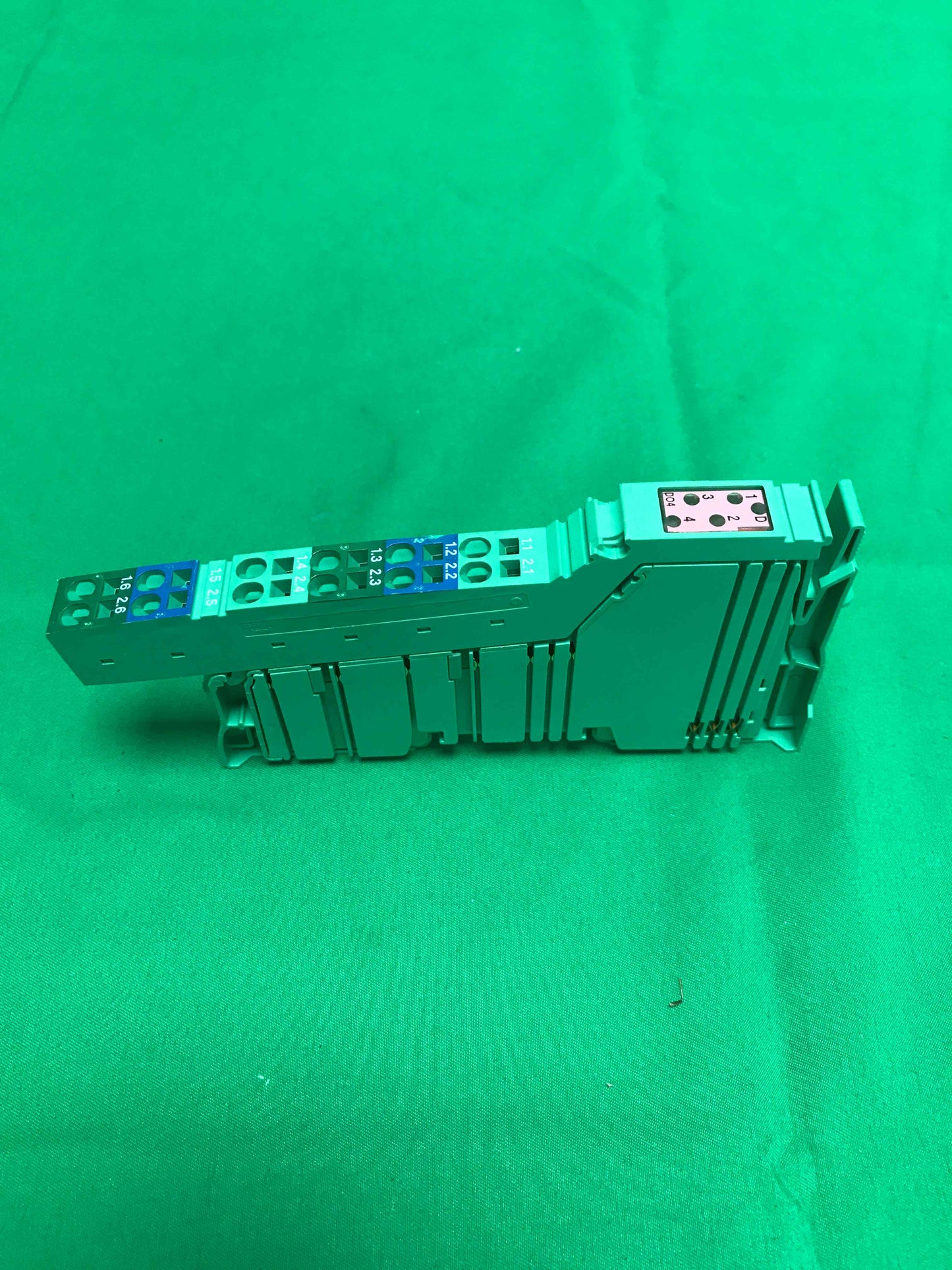 6808