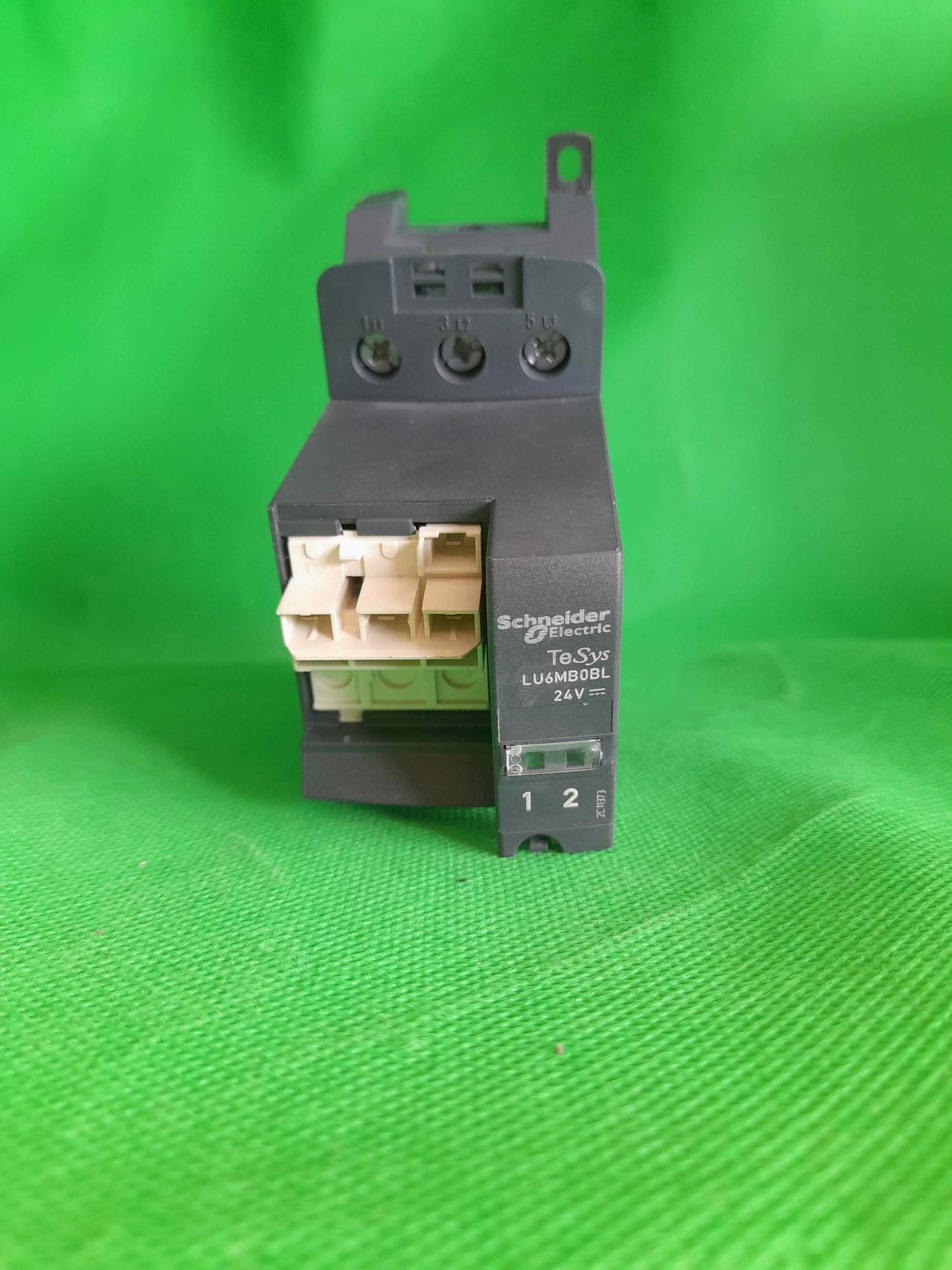 Schneider Electric-LU6MB0BL New/LU6MB0BL