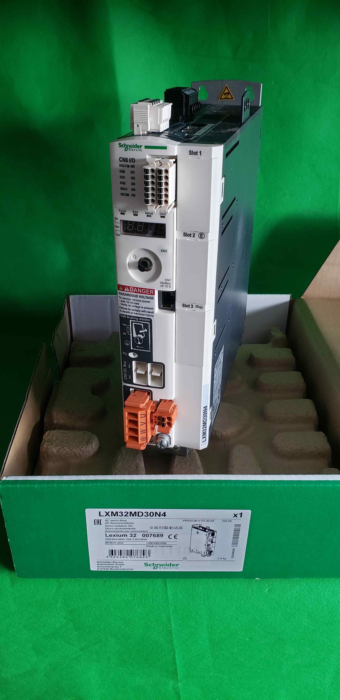 Schneider Electric-LXM32MD30N4/LXM32MD30N4