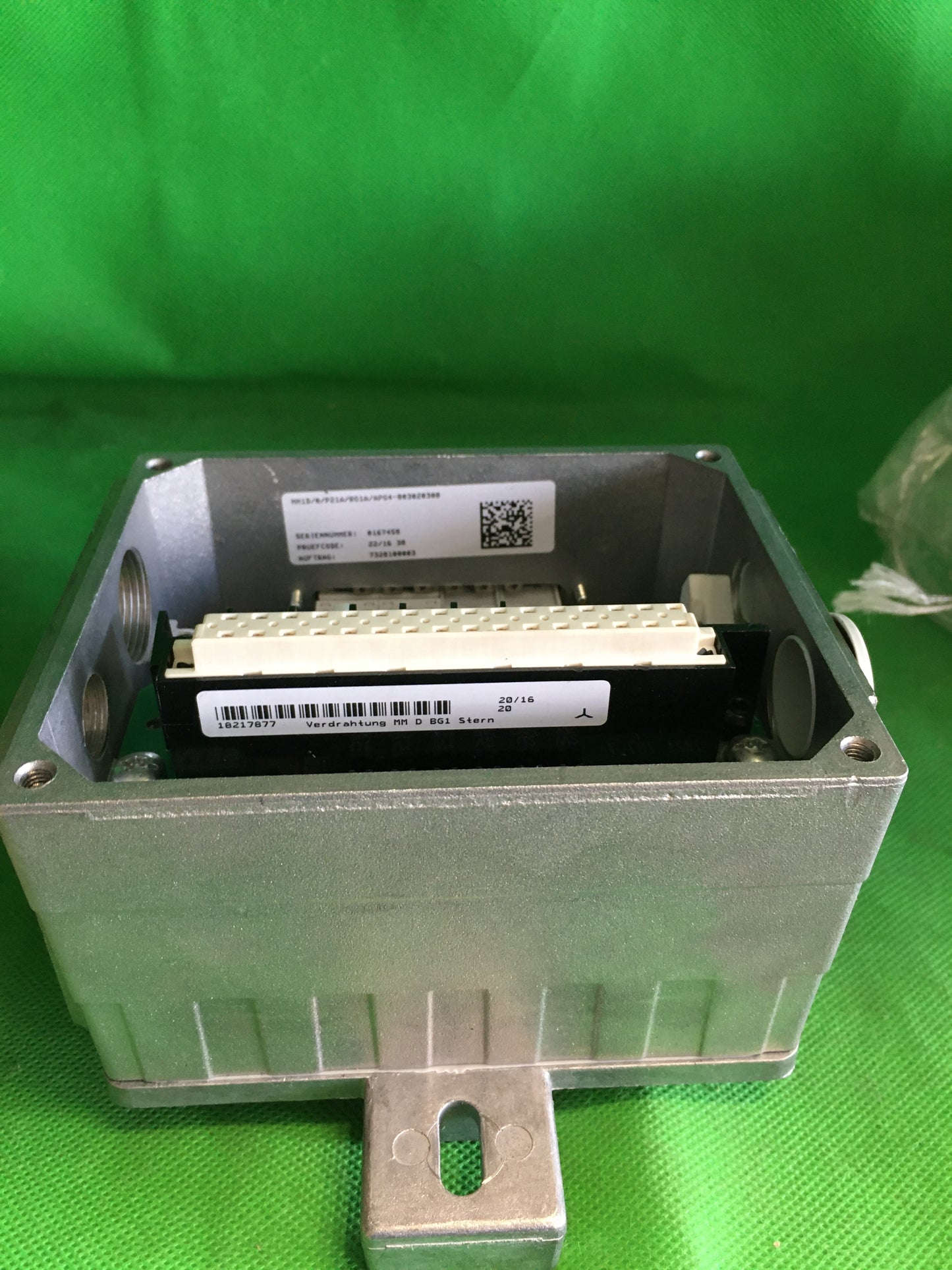 SEW-MM03D-503-00 0 P21A R01A APG4/MM03D503000P21AR01AAPG4