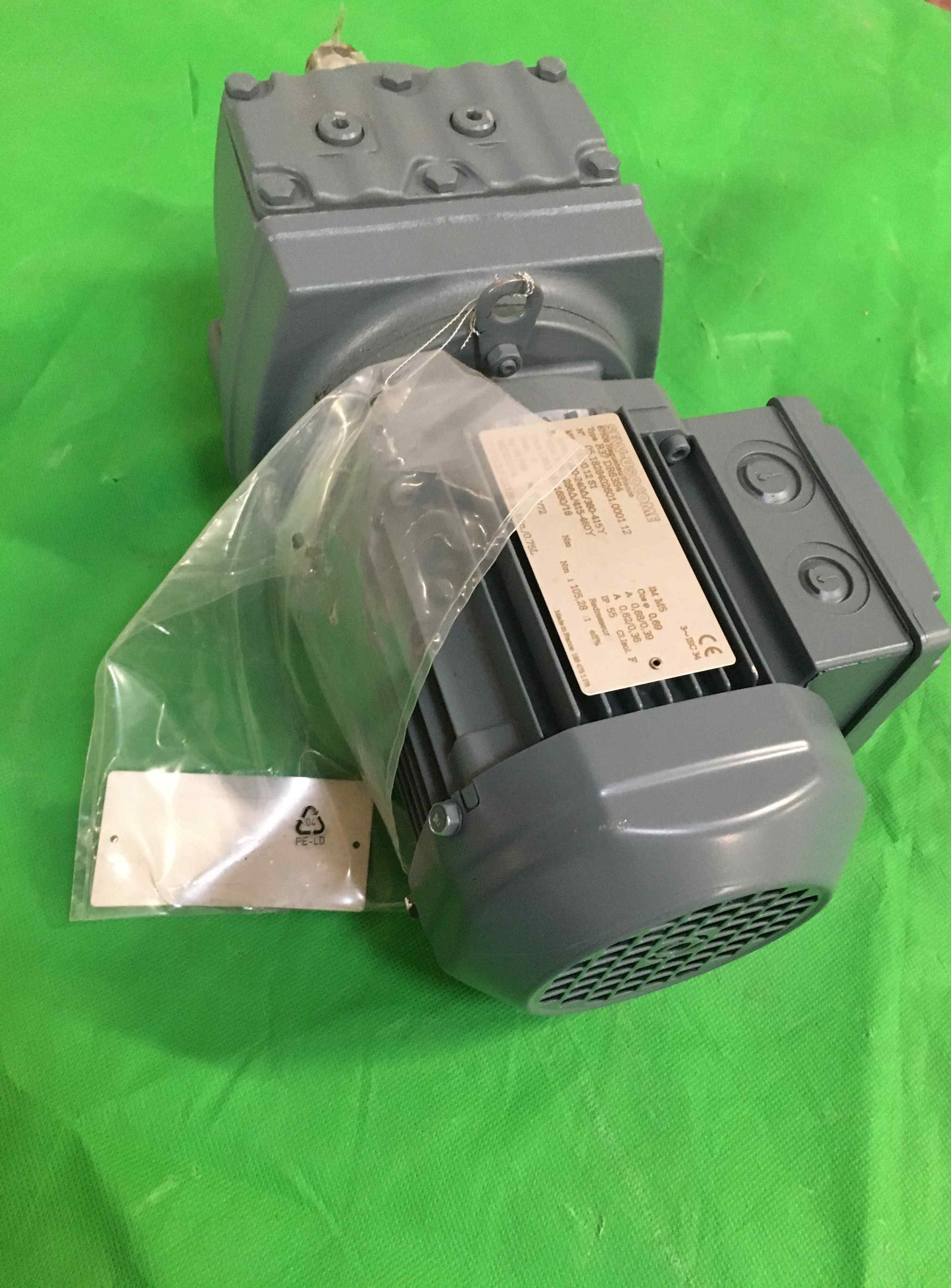 SEW-R37 DR63S4/R37DR63S4